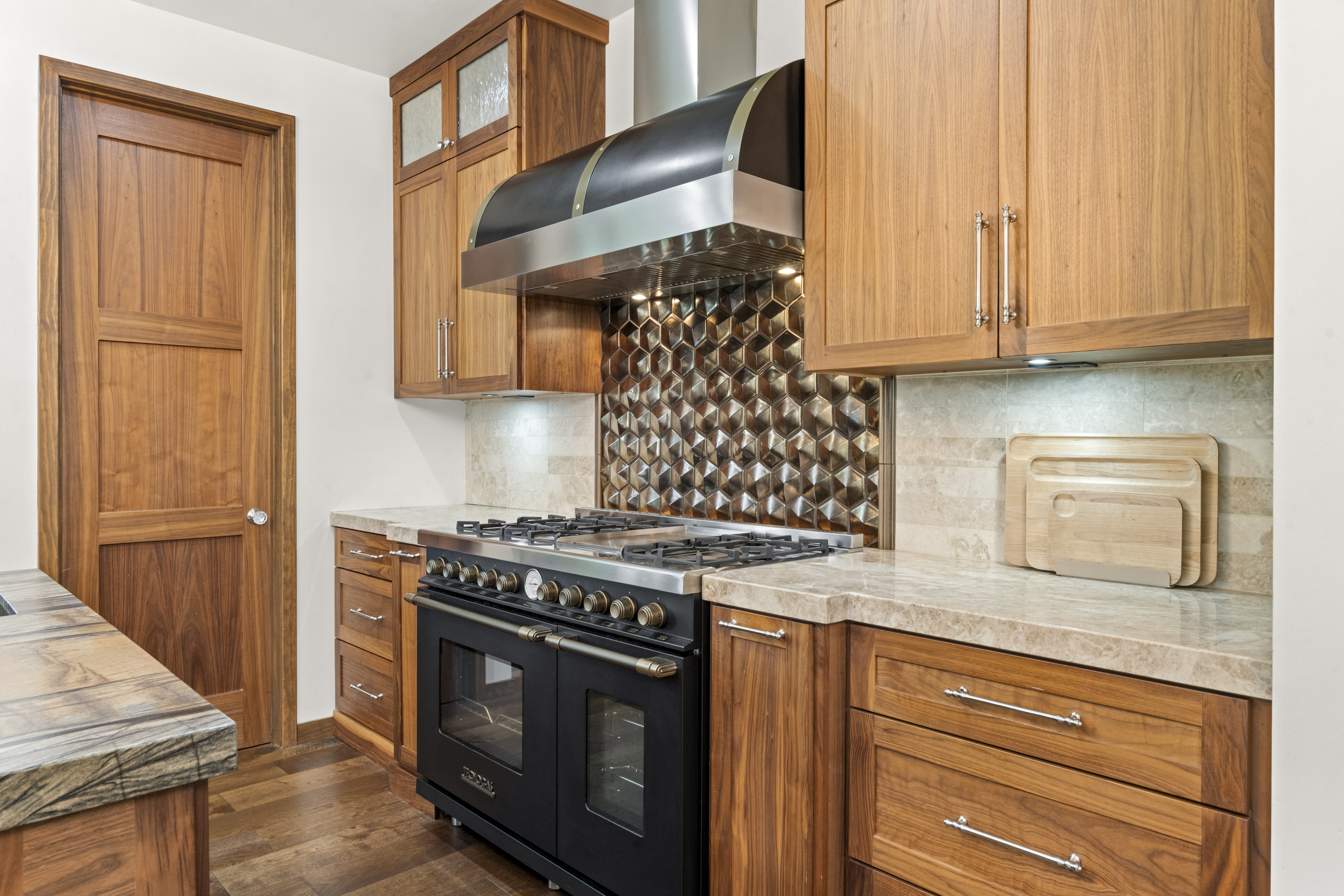 6016 Aldea Drive 
