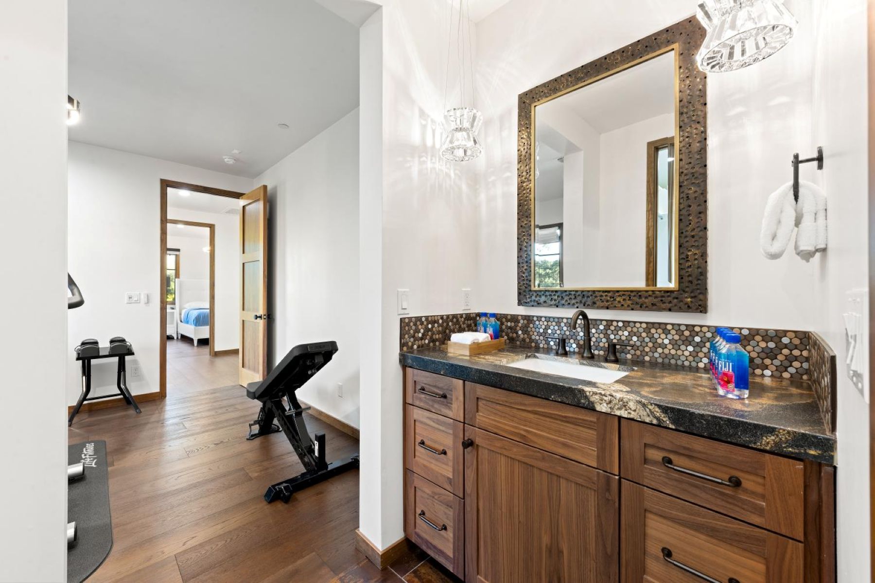 6016 Aldea Drive 