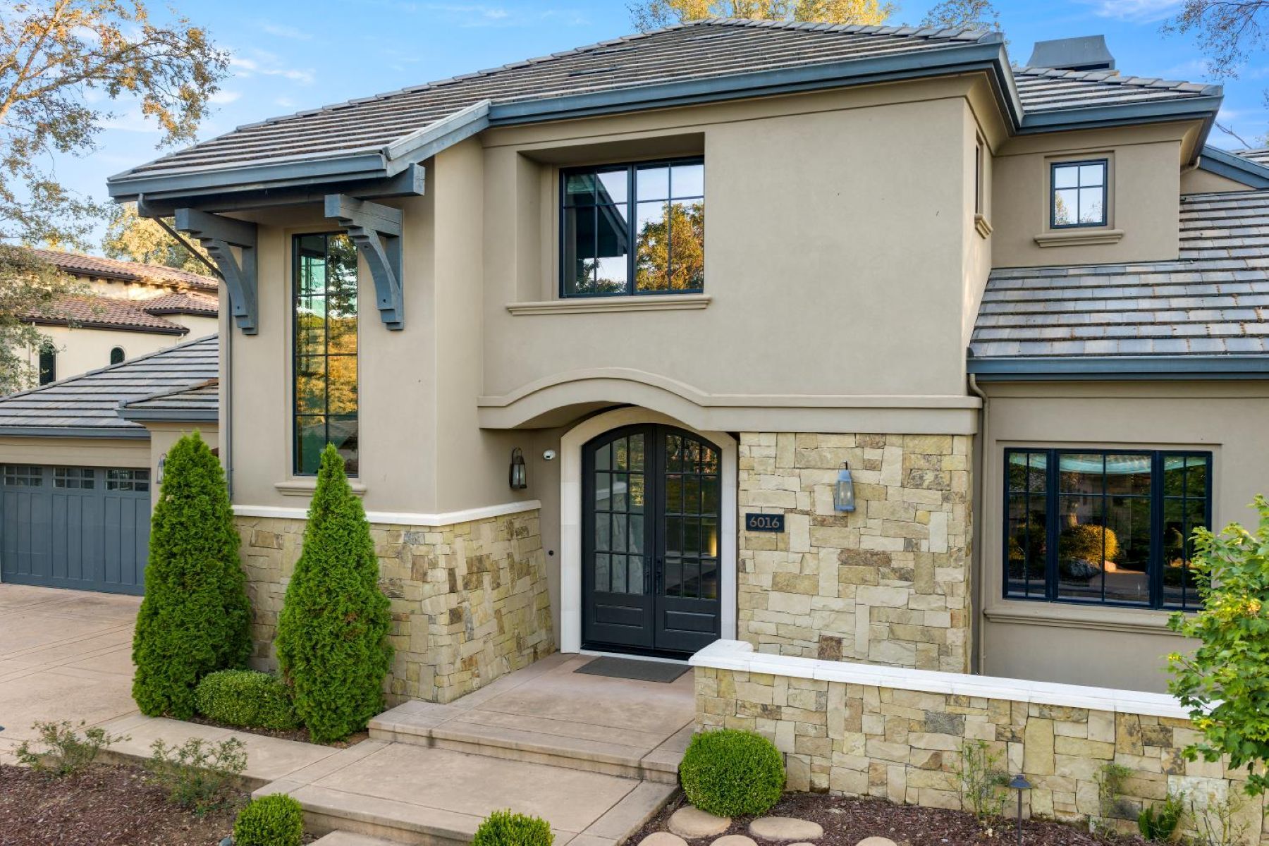 6016 Aldea Drive 