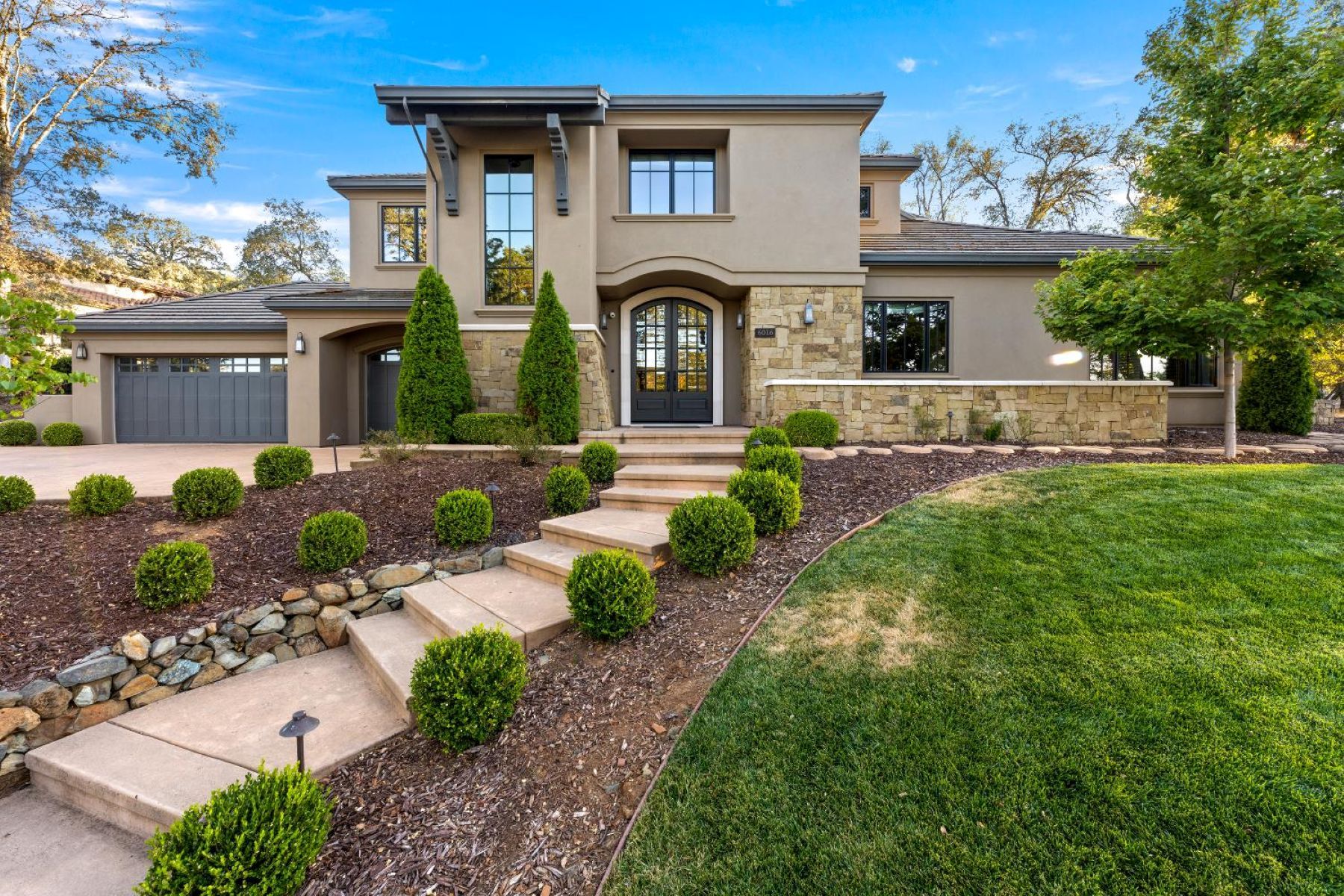 6016 Aldea Drive 