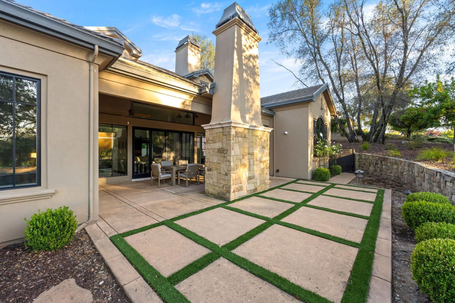 6016 Aldea Drive 