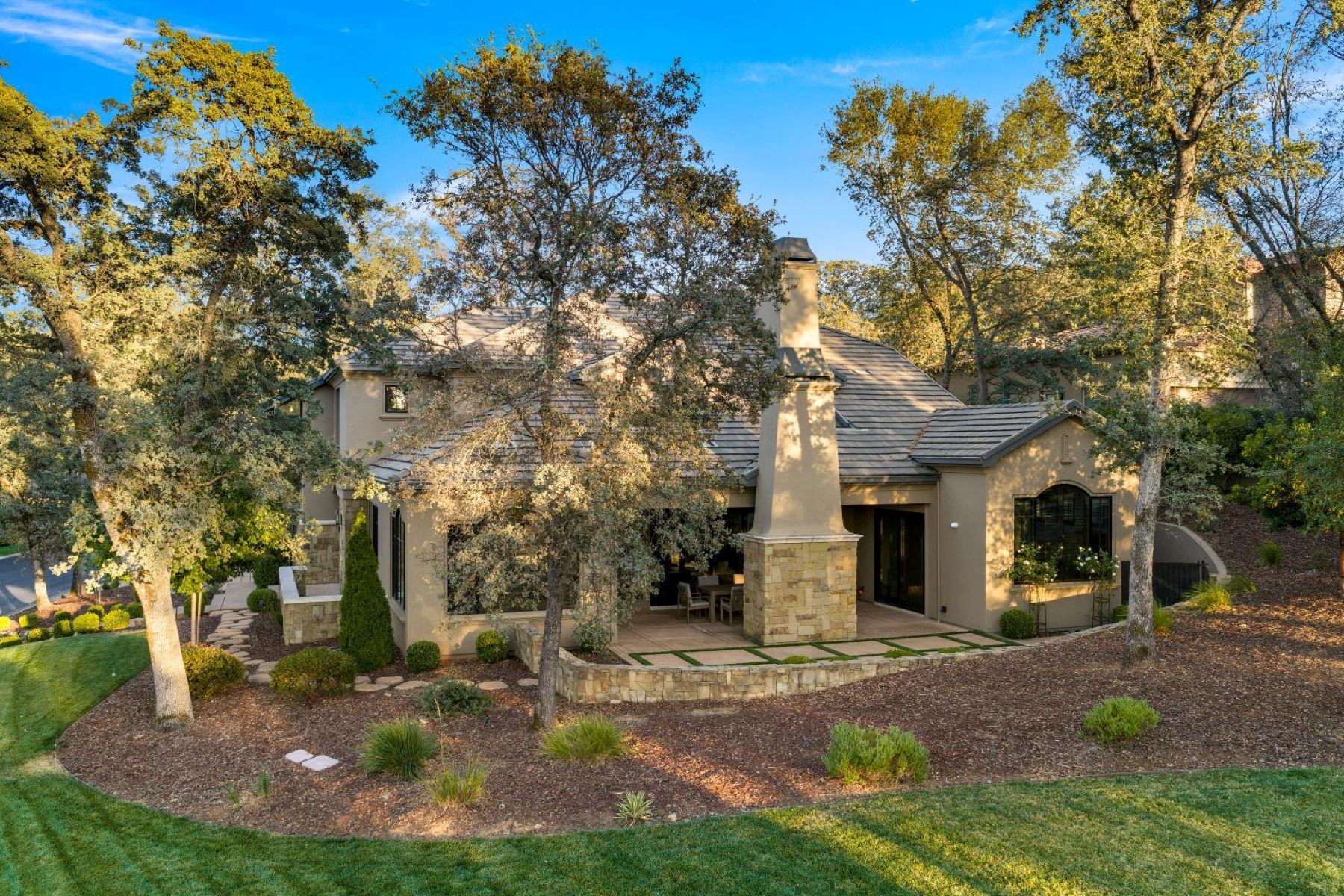 6016 Aldea Drive 