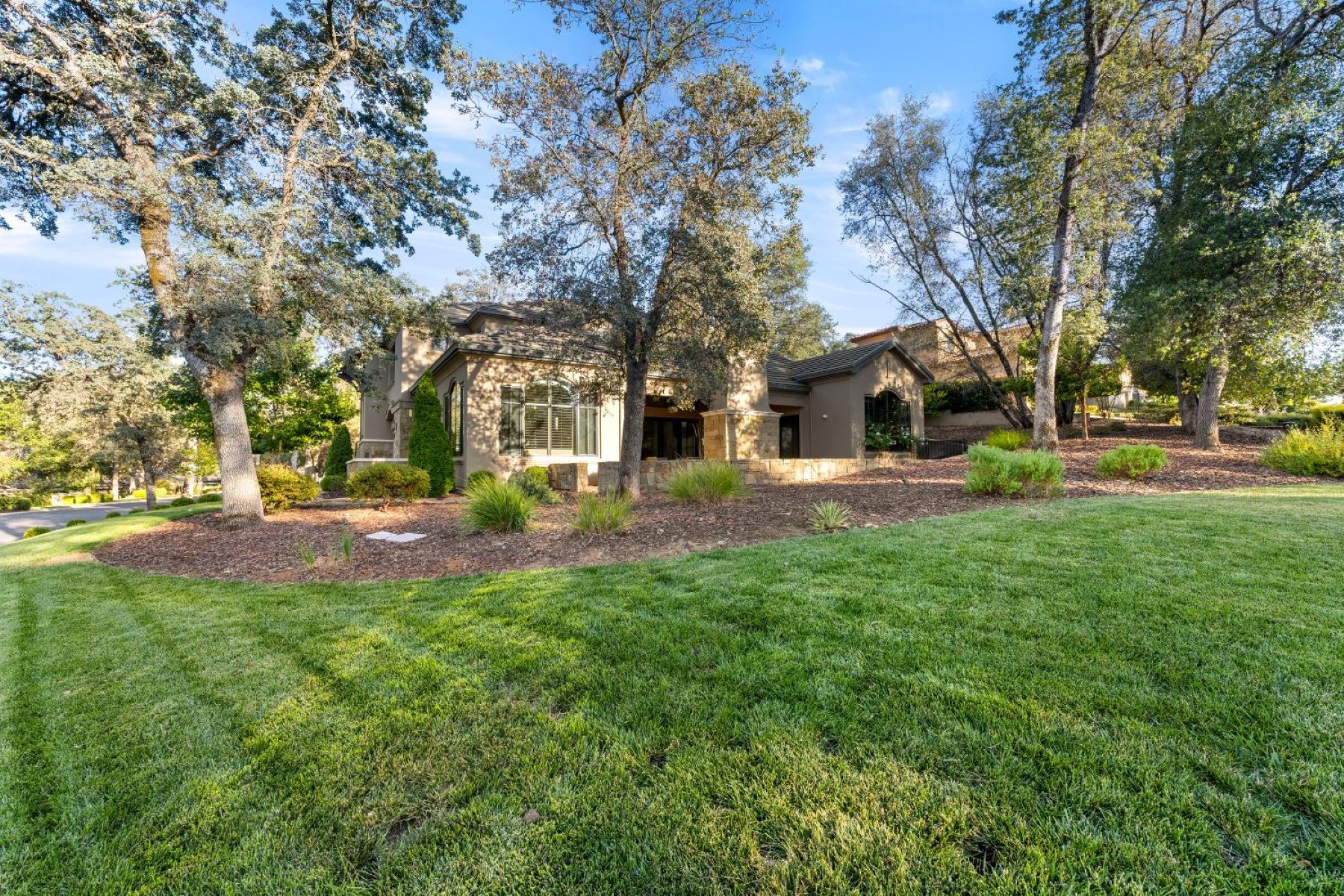 6016 Aldea Drive 