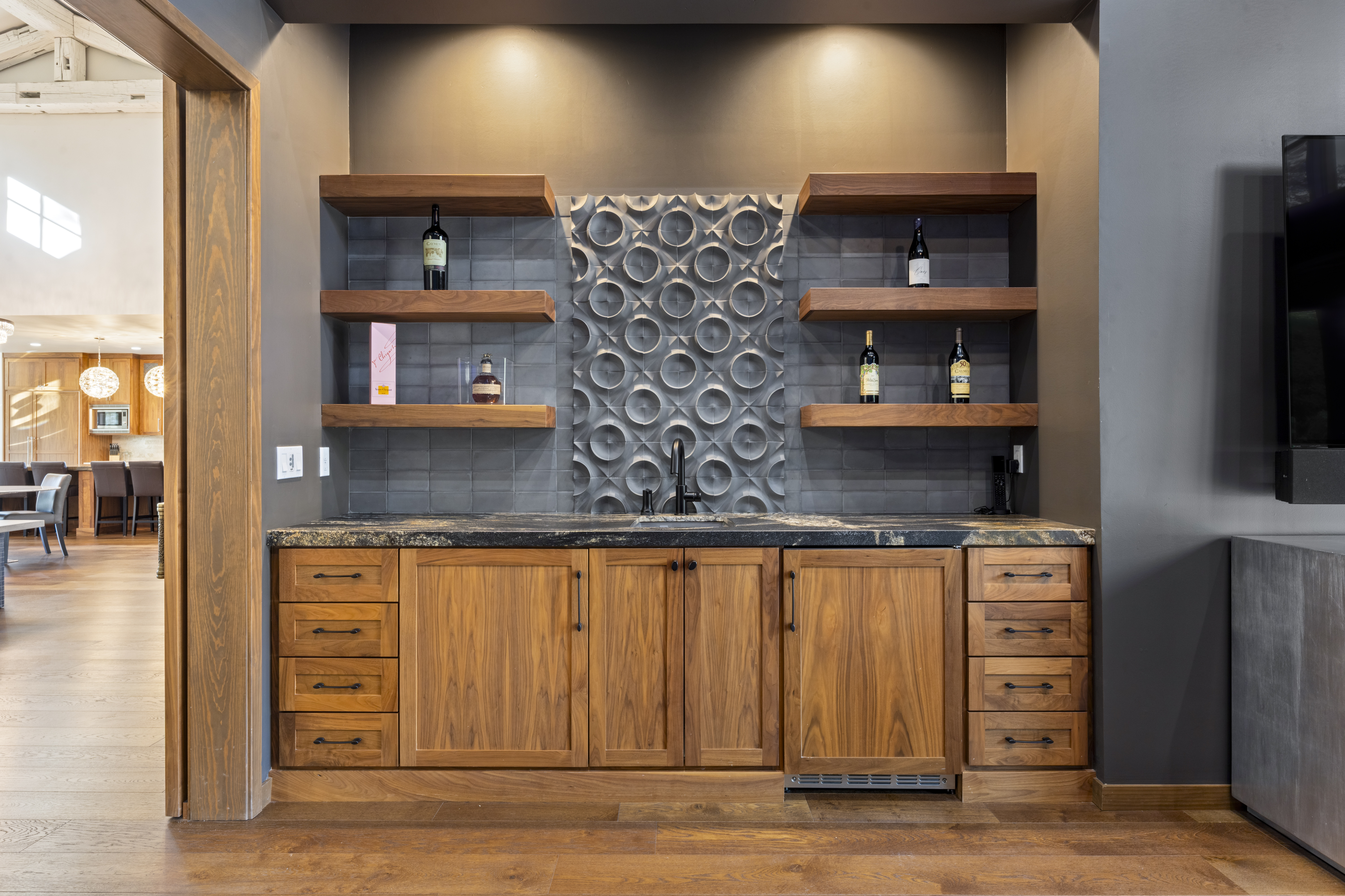 6016 Aldea Drive 
