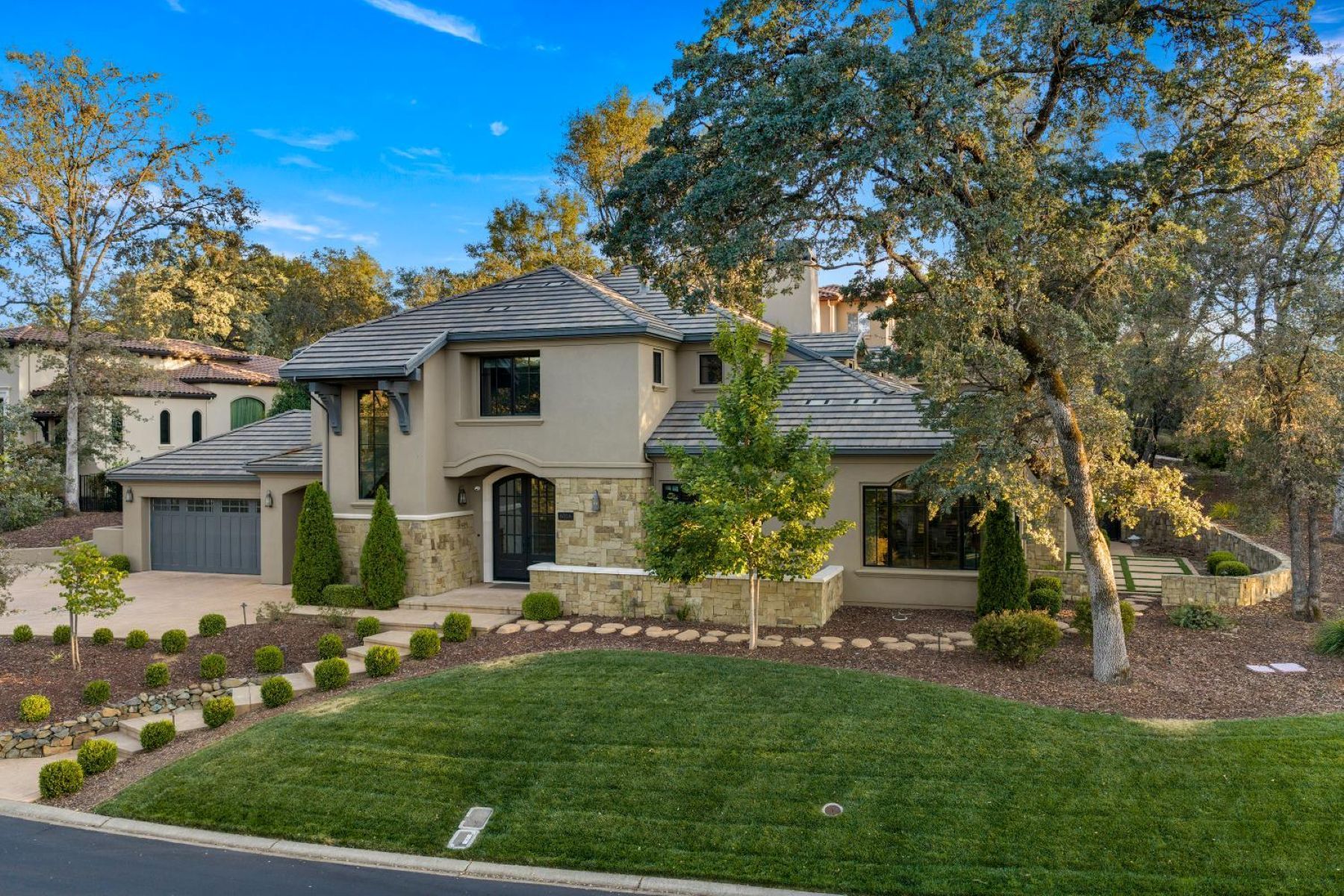 6016 Aldea Drive 