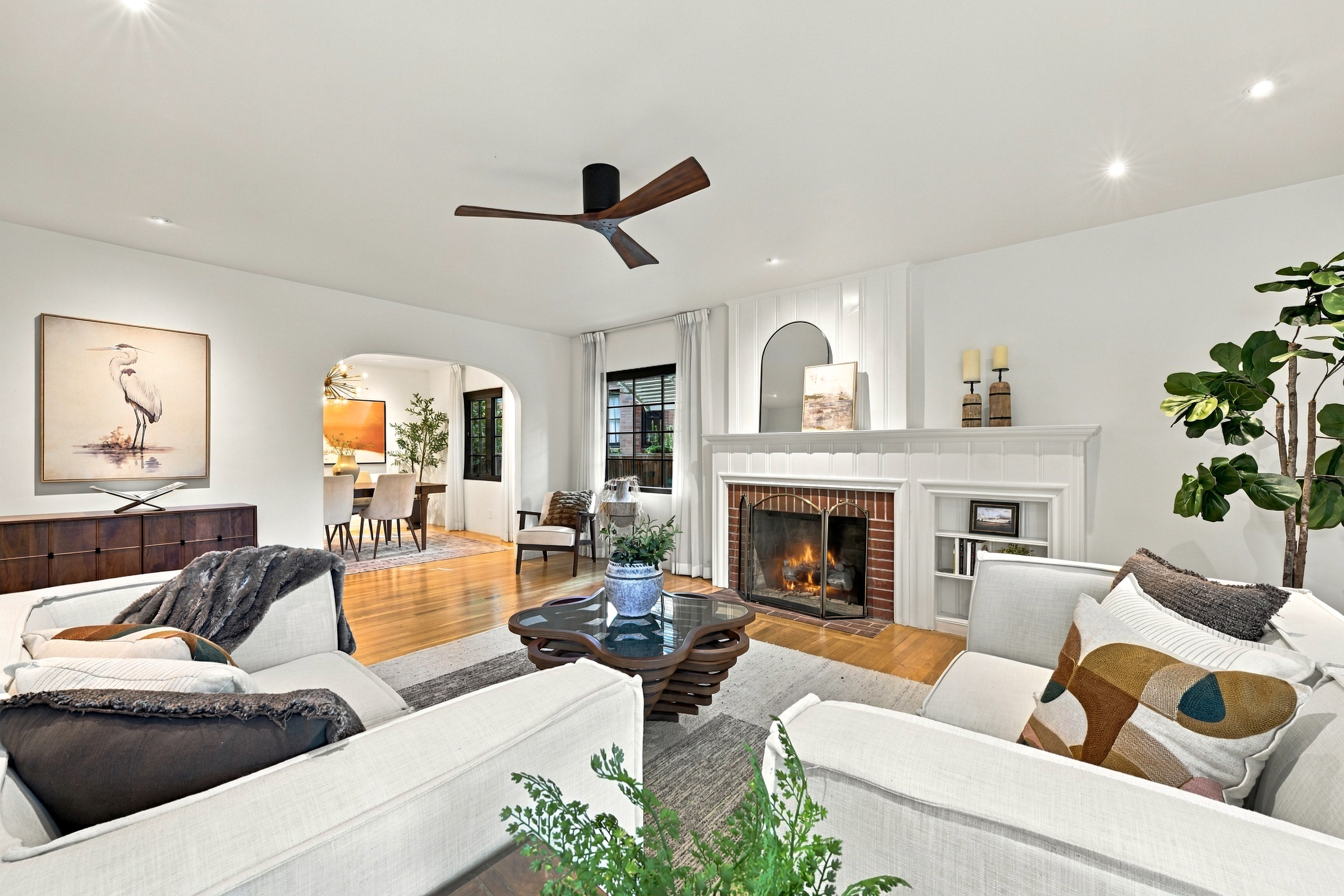 2743 Land Park Drive 