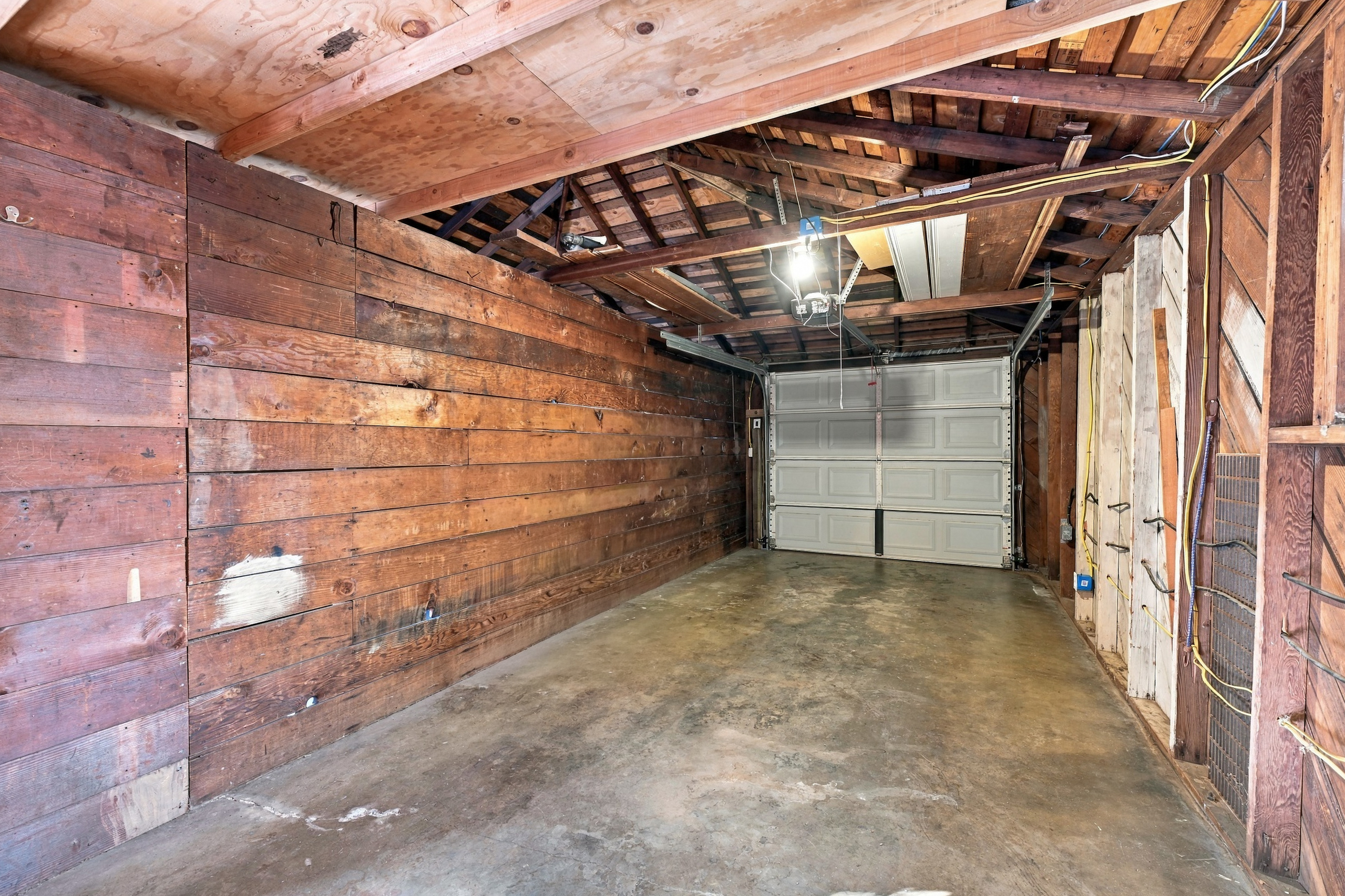 2743 Land Park Drive 