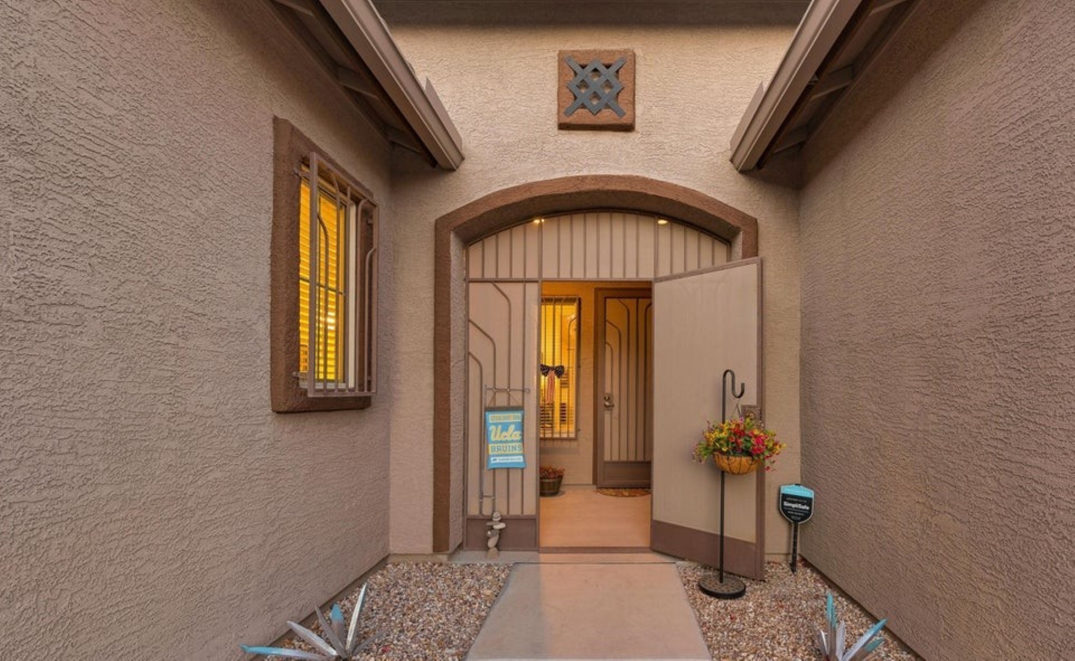 8664 N Zenyatta Drive 