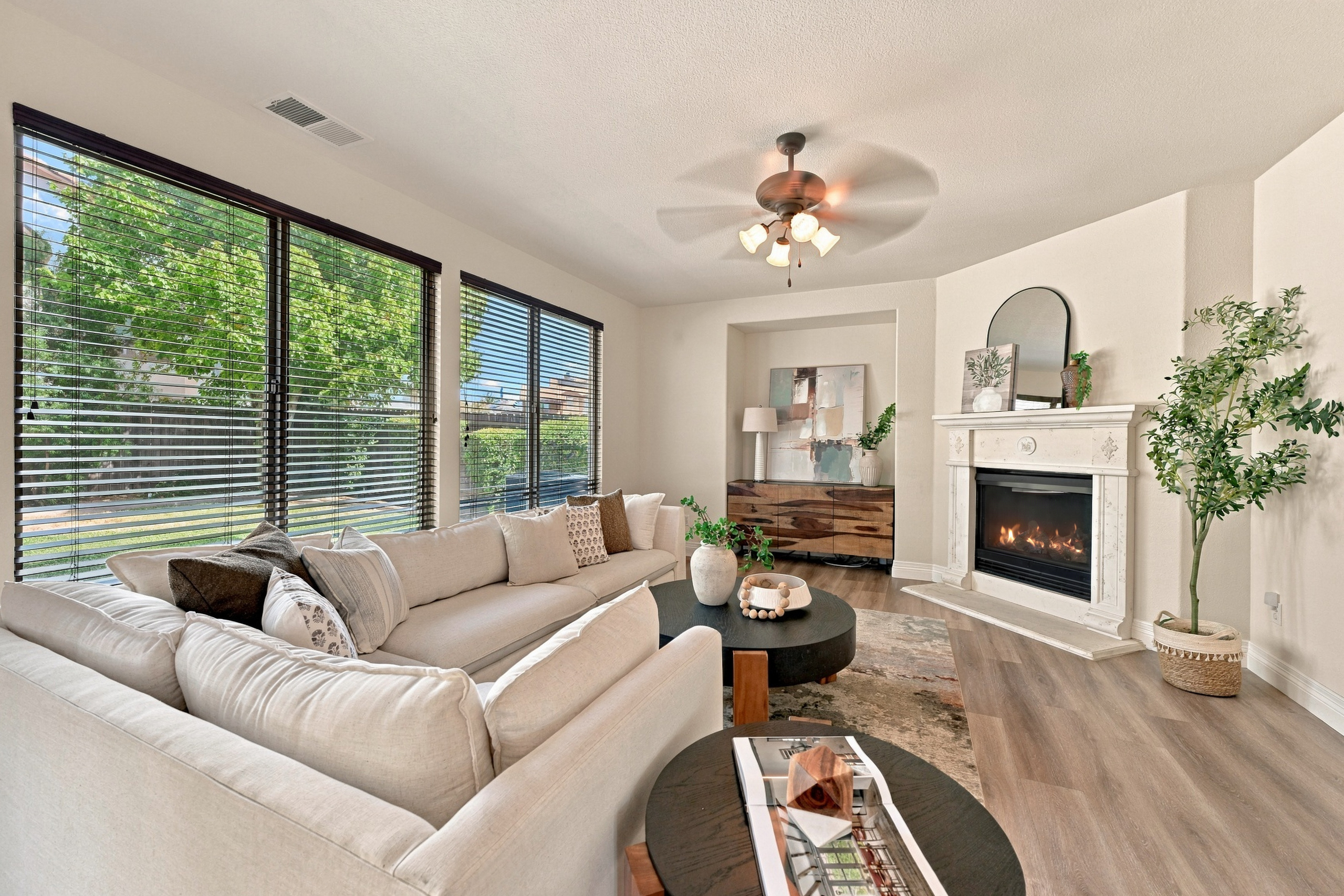 1235 Earlton Lane 
