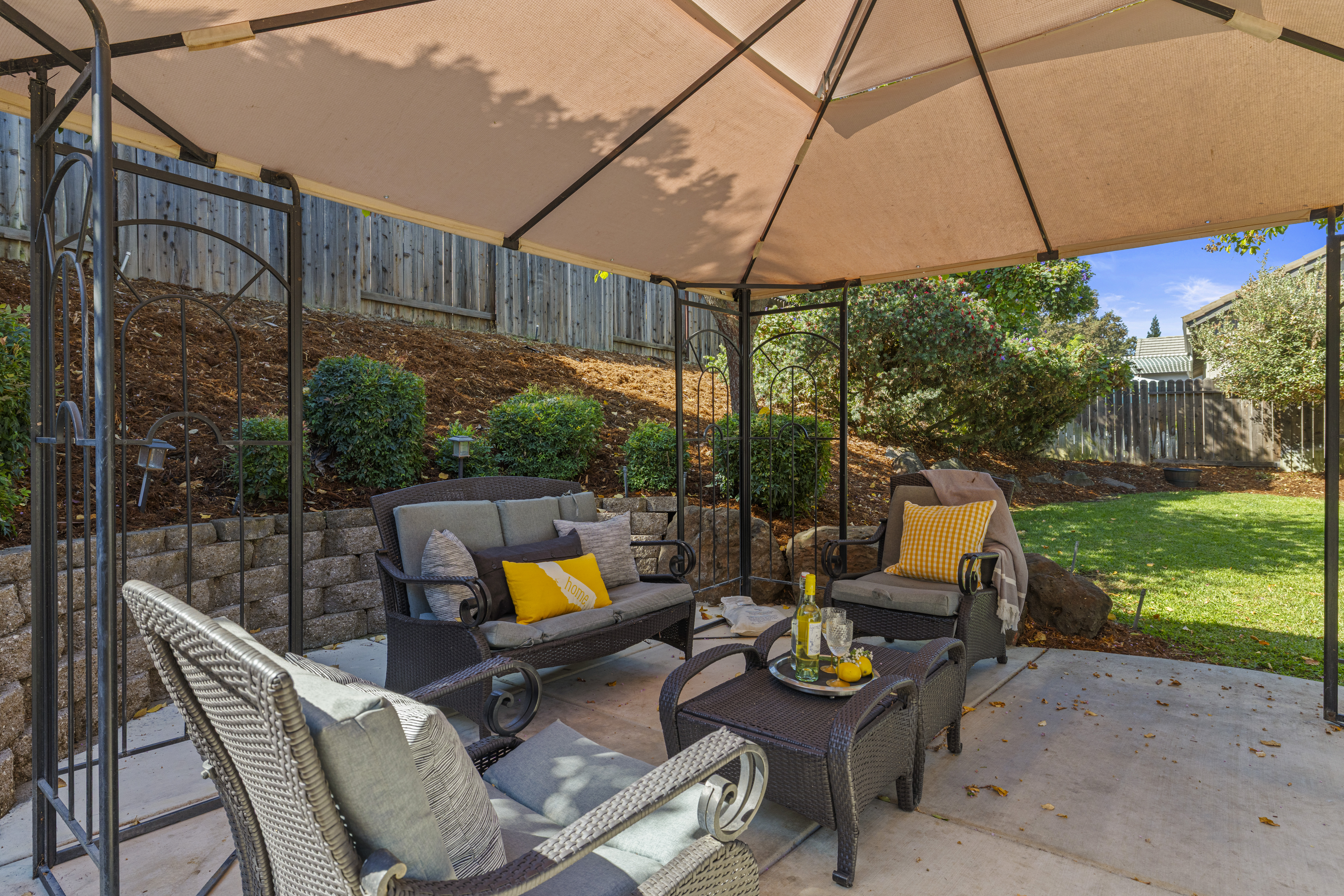 5730 Chaffey Lane 