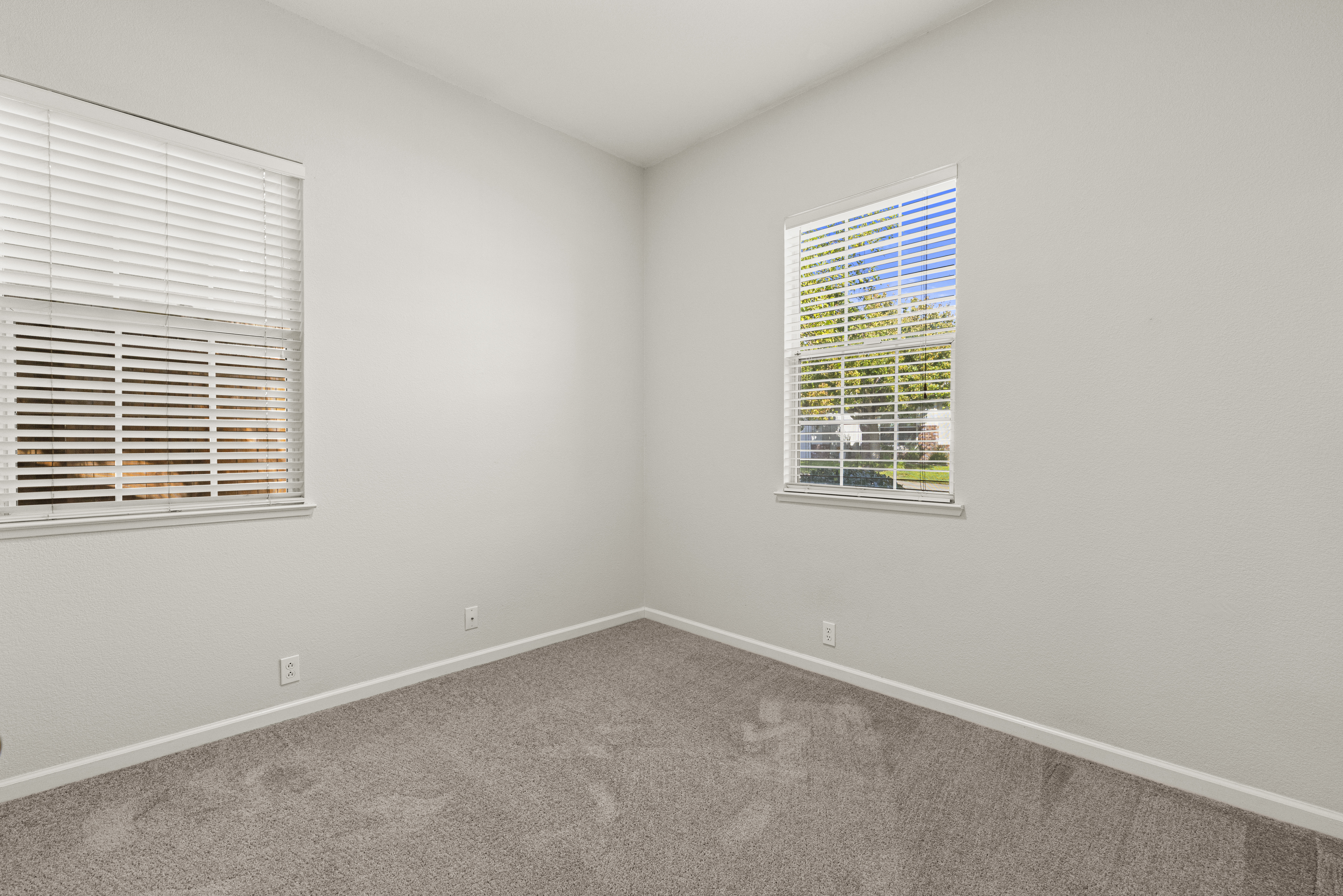 5730 Chaffey Lane 