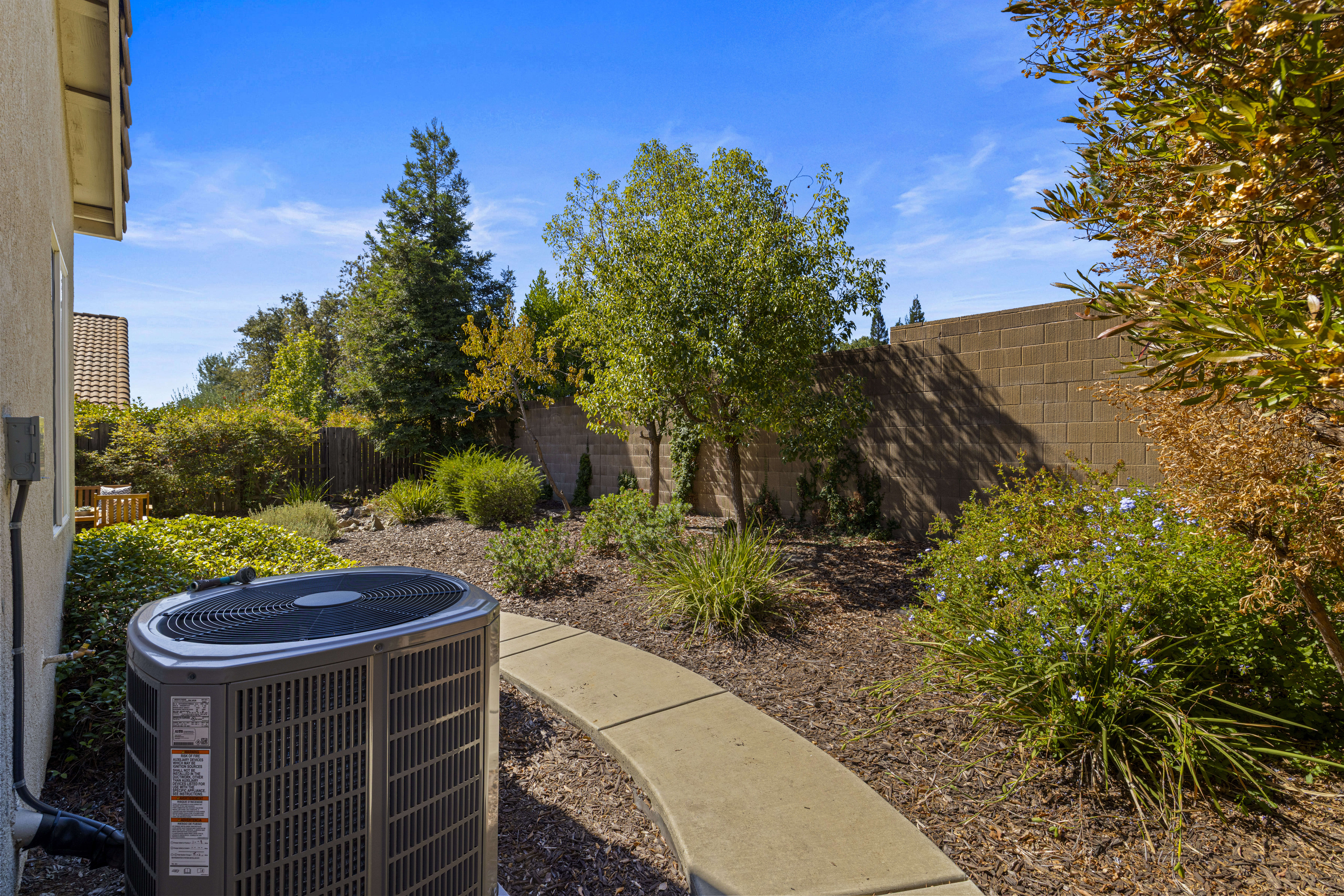 7036 Rushwood Drive 