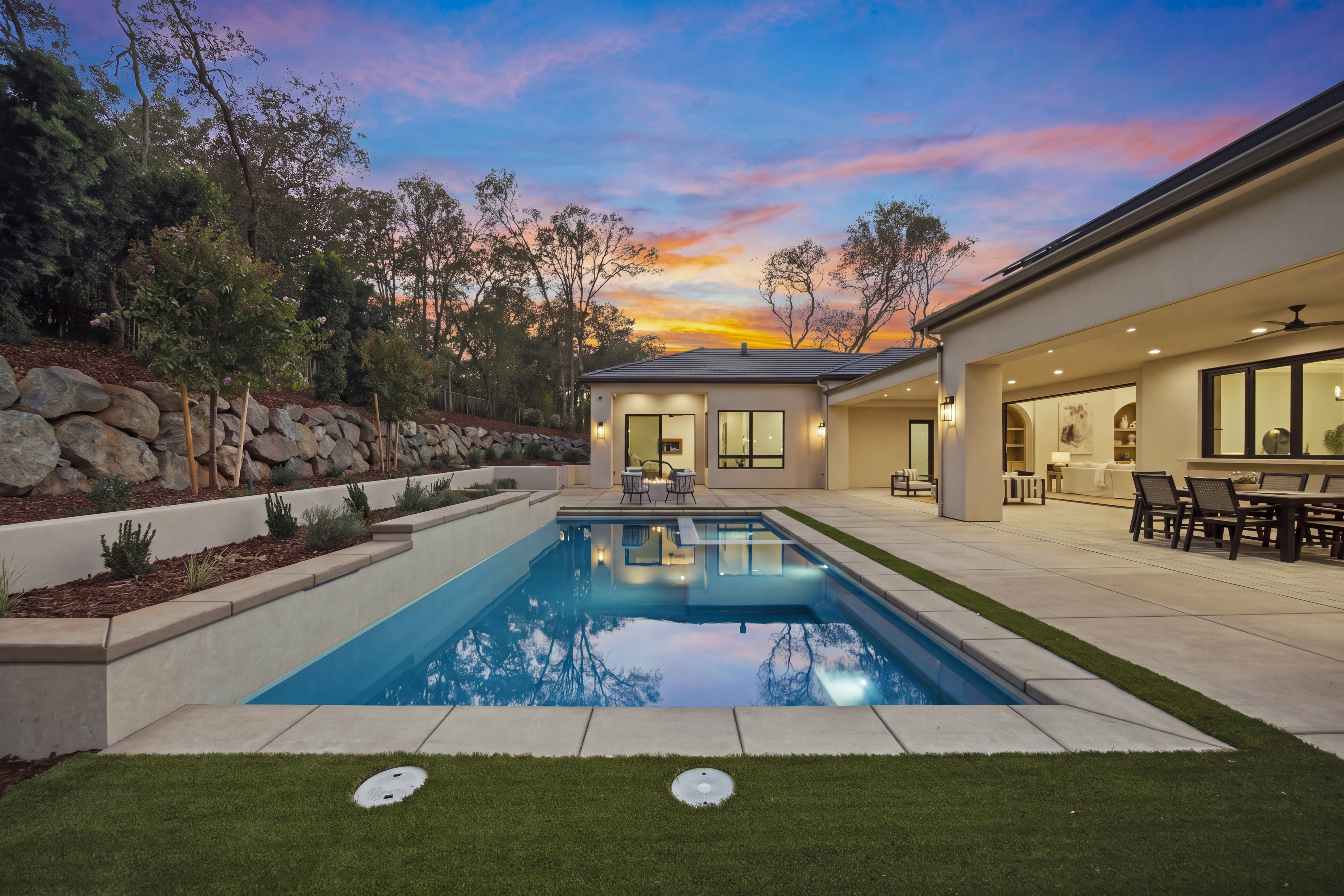 4190 Raphael Drive 