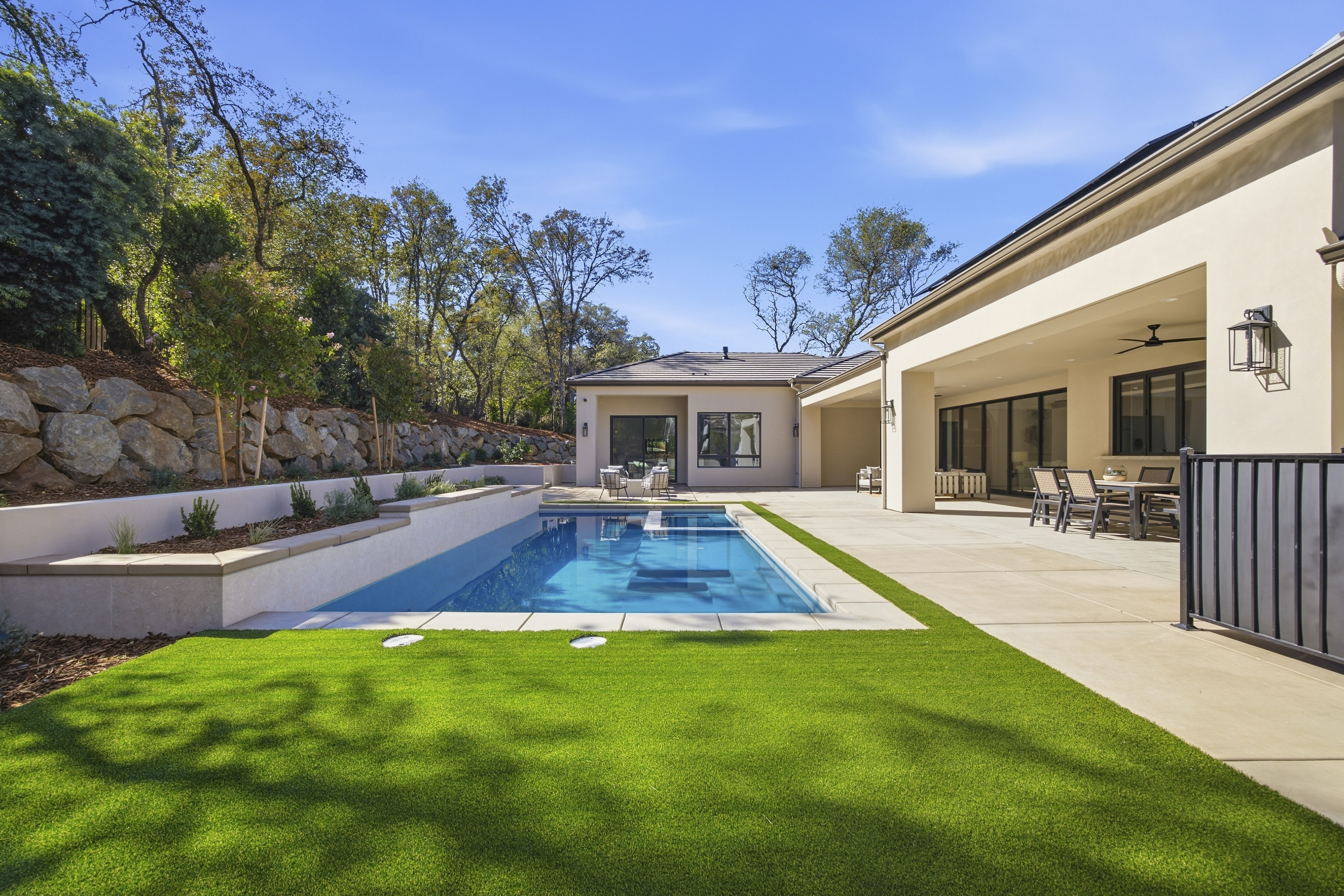 4190 Raphael Drive 