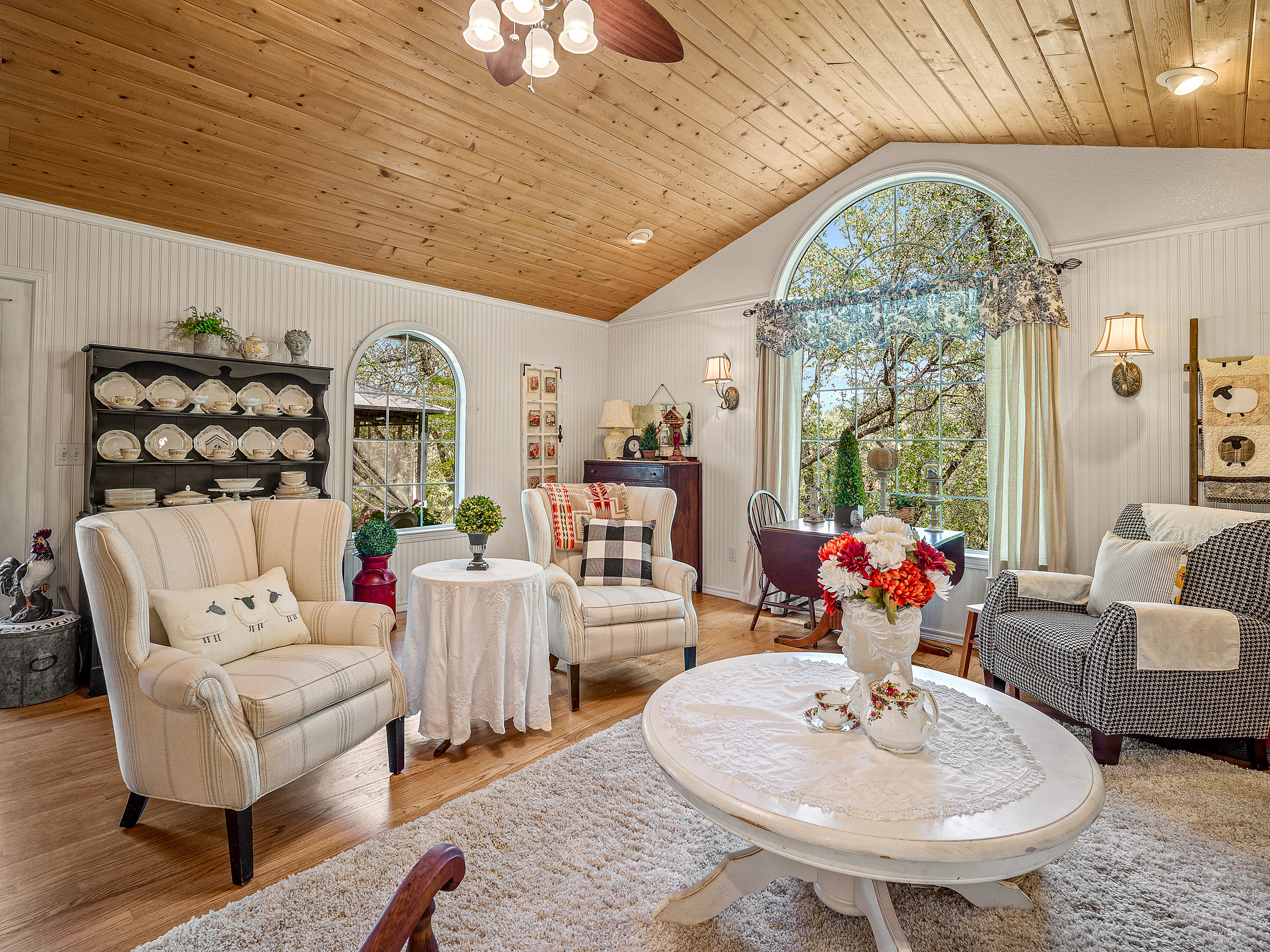 4711 Meadowview Acres Road 
