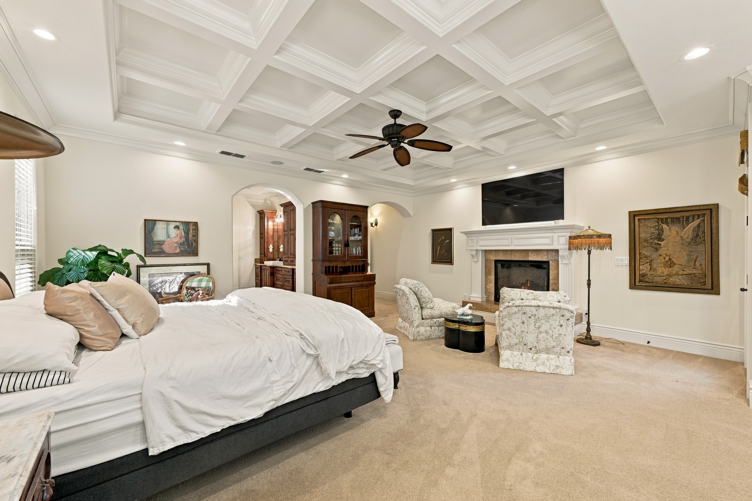 5571 Monte Claire Lane 