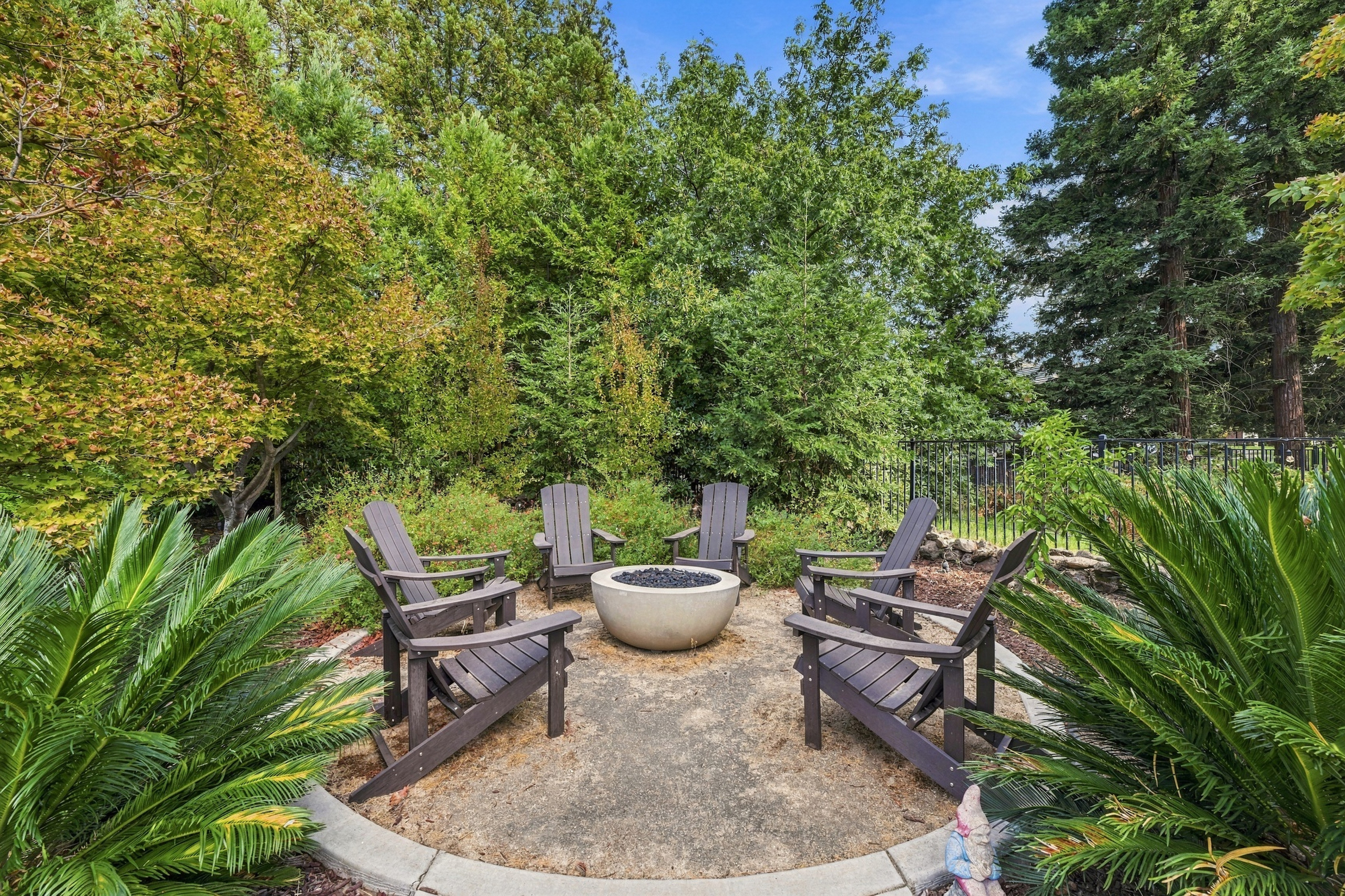 5571 Monte Claire Lane 