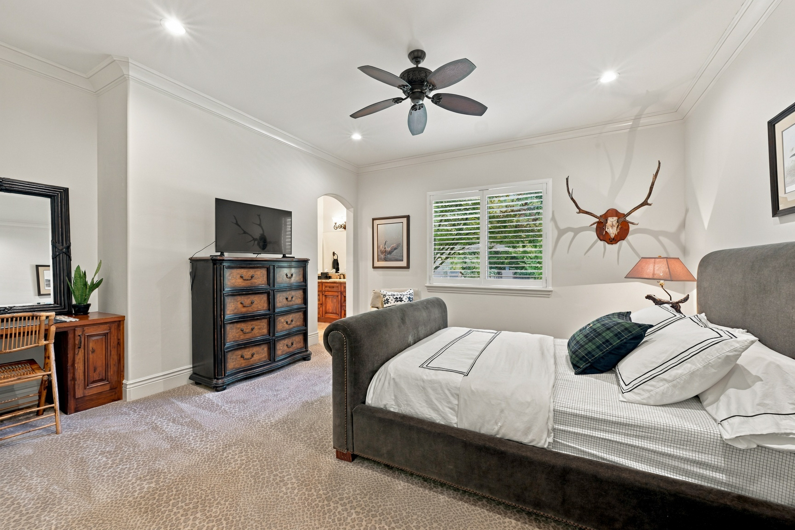 5571 Monte Claire Lane 