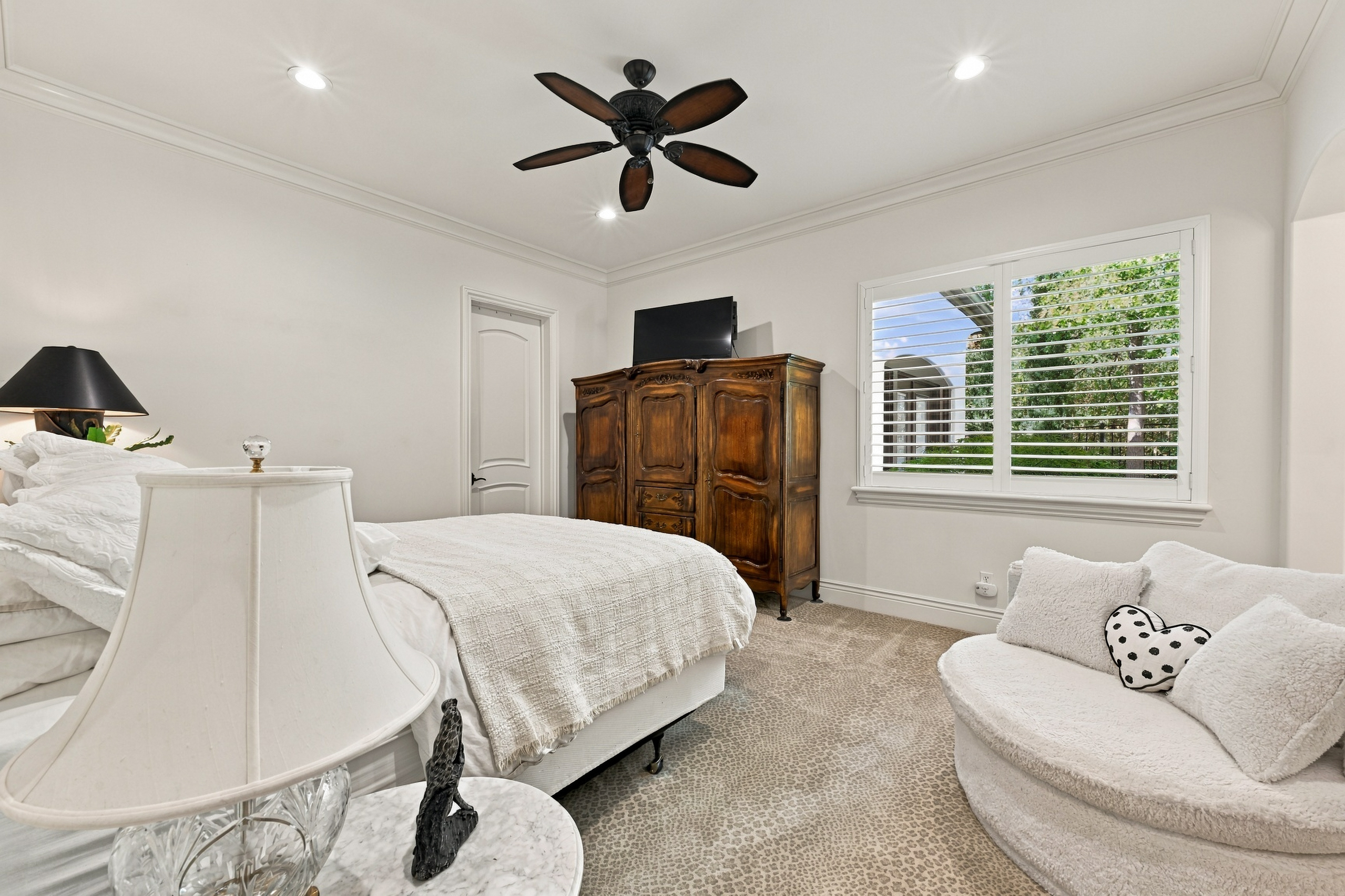 5571 Monte Claire Lane 