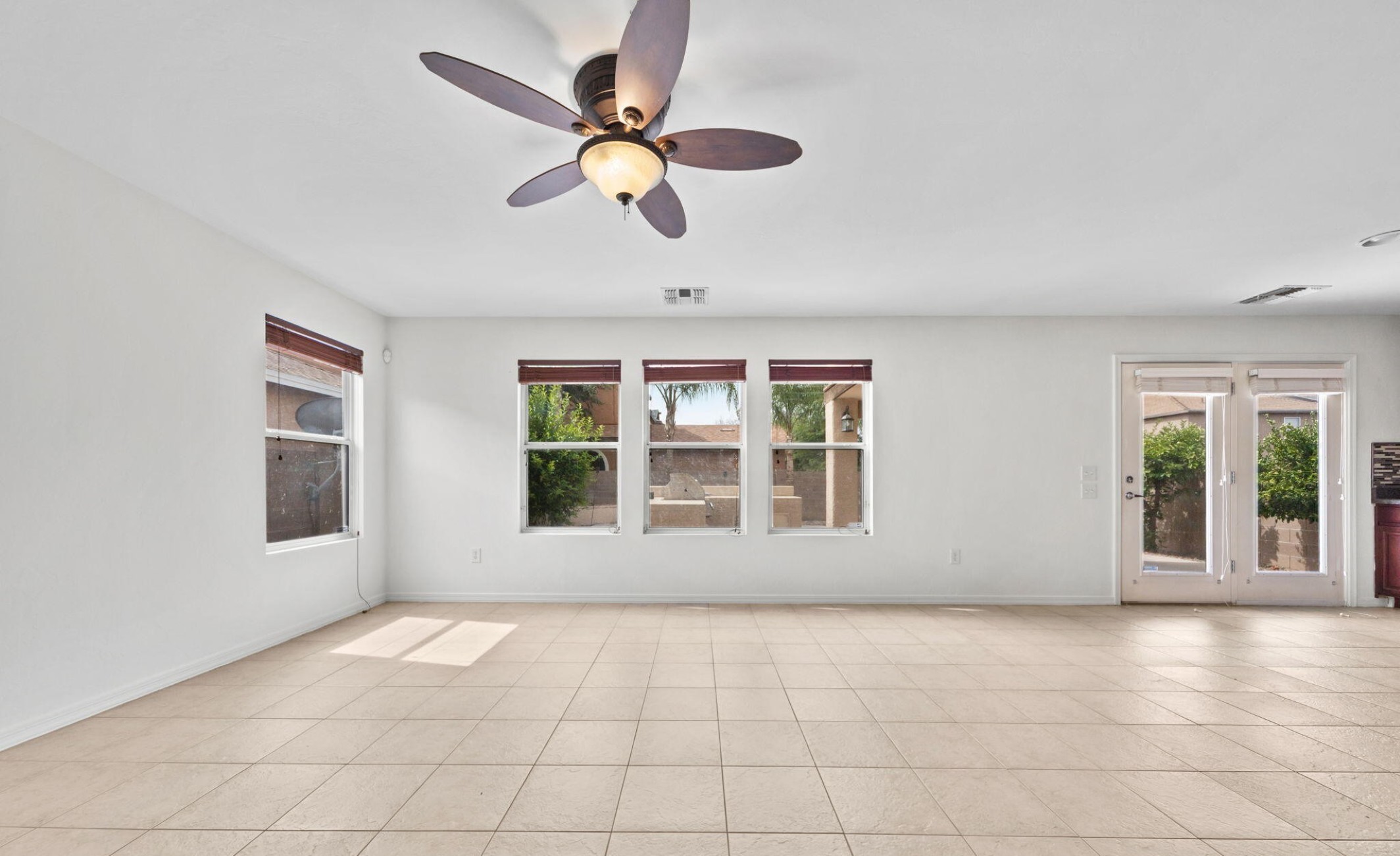 2779 W Greenstreak Drive 