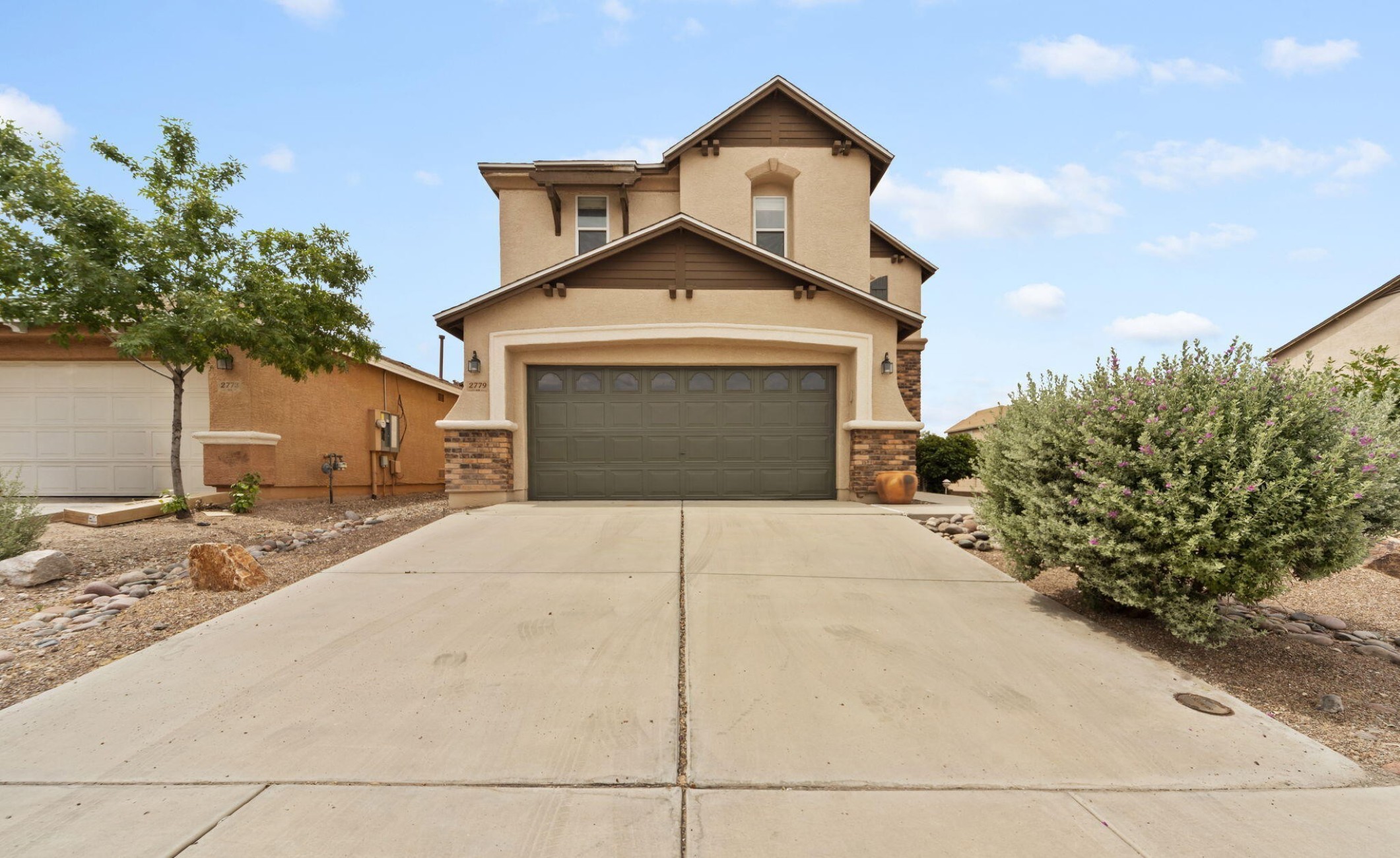 2779 W Greenstreak Drive 