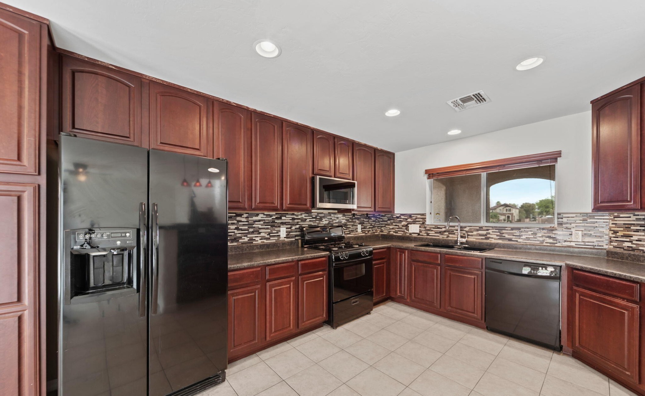 2779 W Greenstreak Drive 