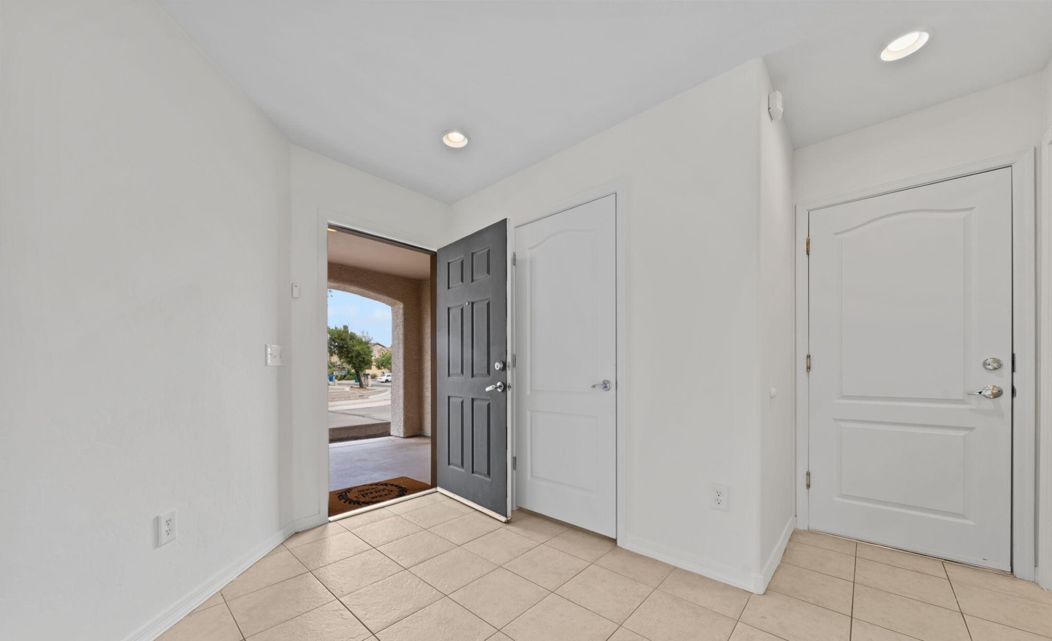 2779 W Greenstreak Drive 