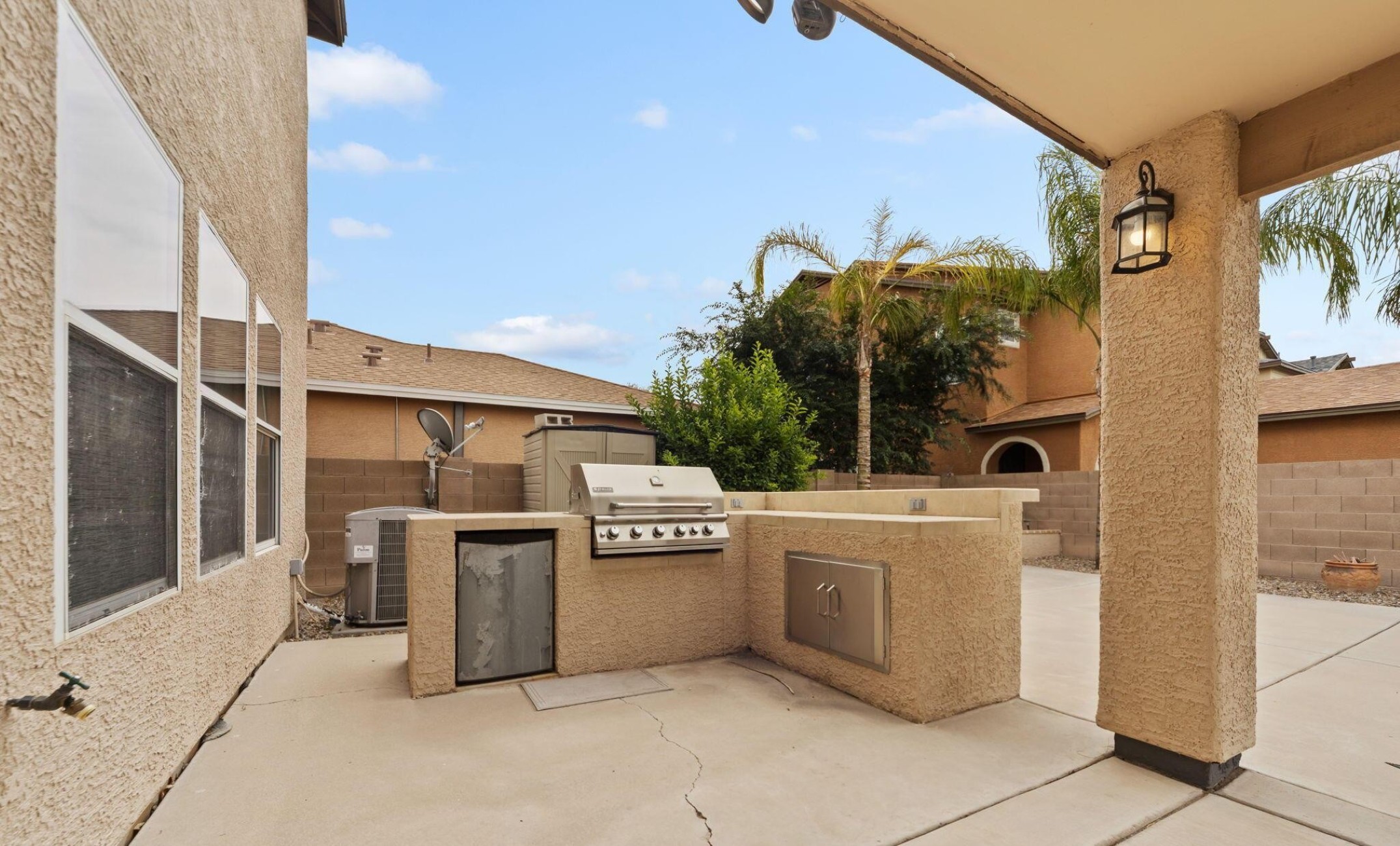 2779 W Greenstreak Drive 