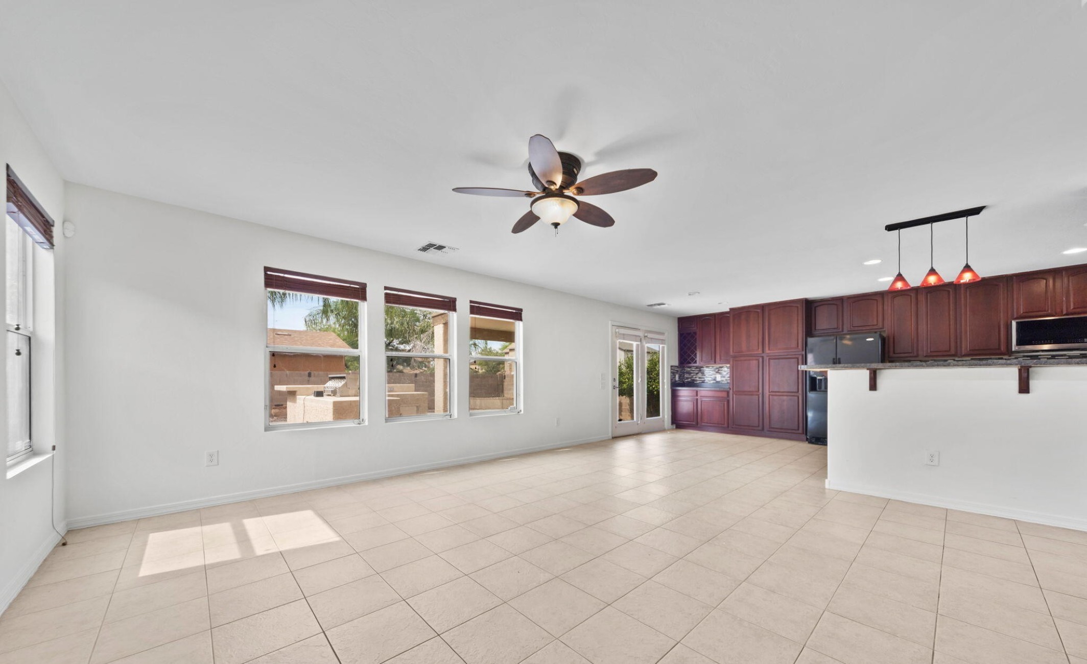 2779 W Greenstreak Drive 