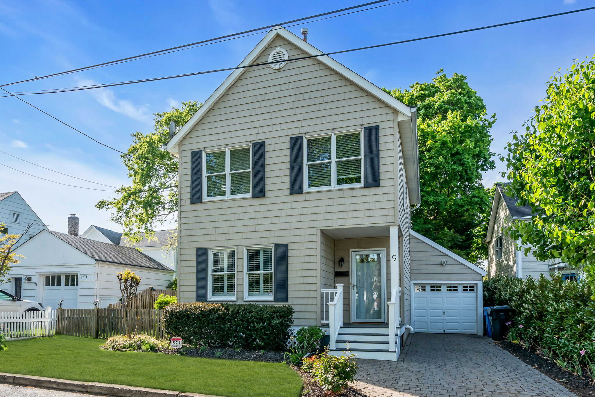 9 Sycamore Ln