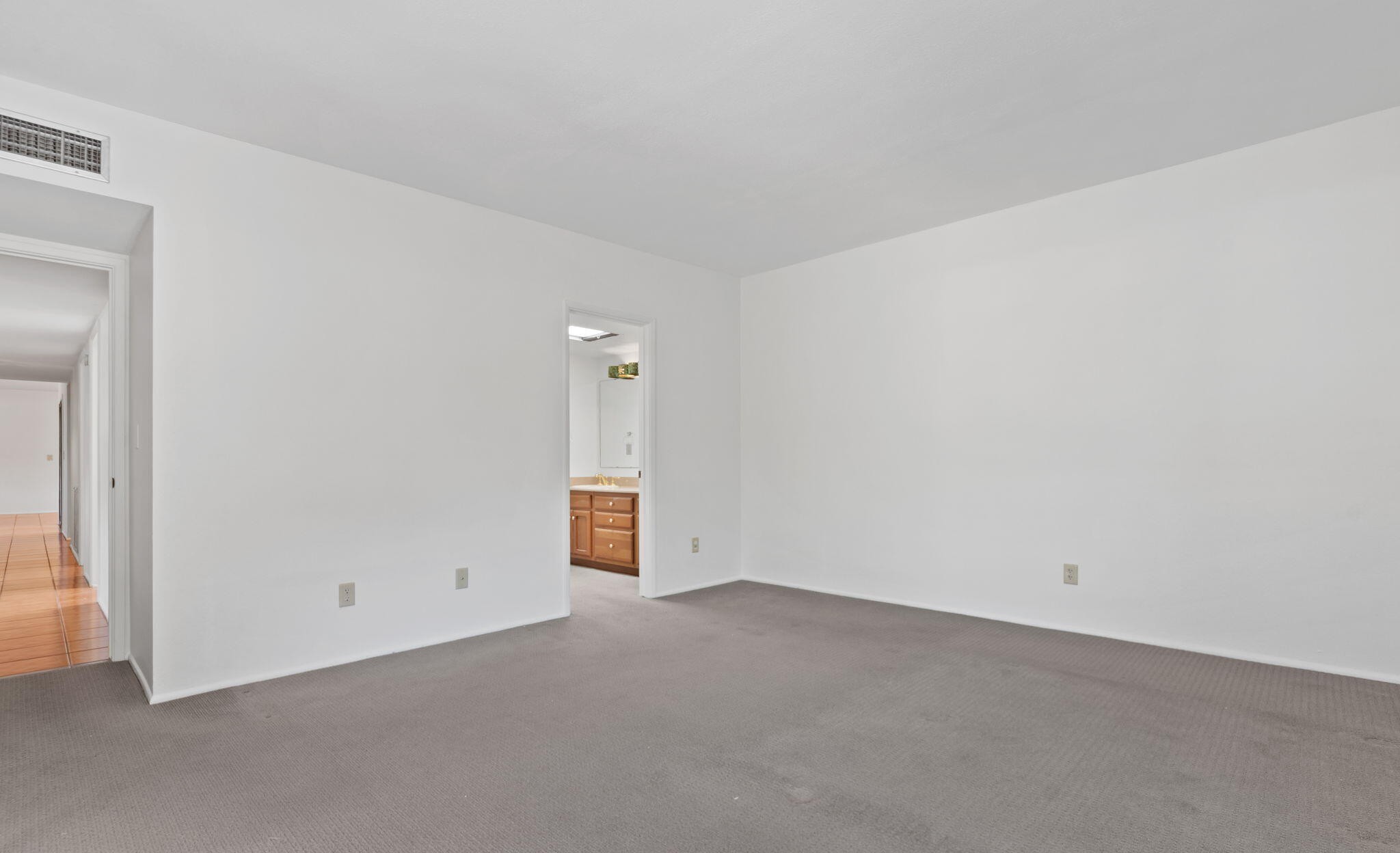 5406 N Camino de las Brisas 