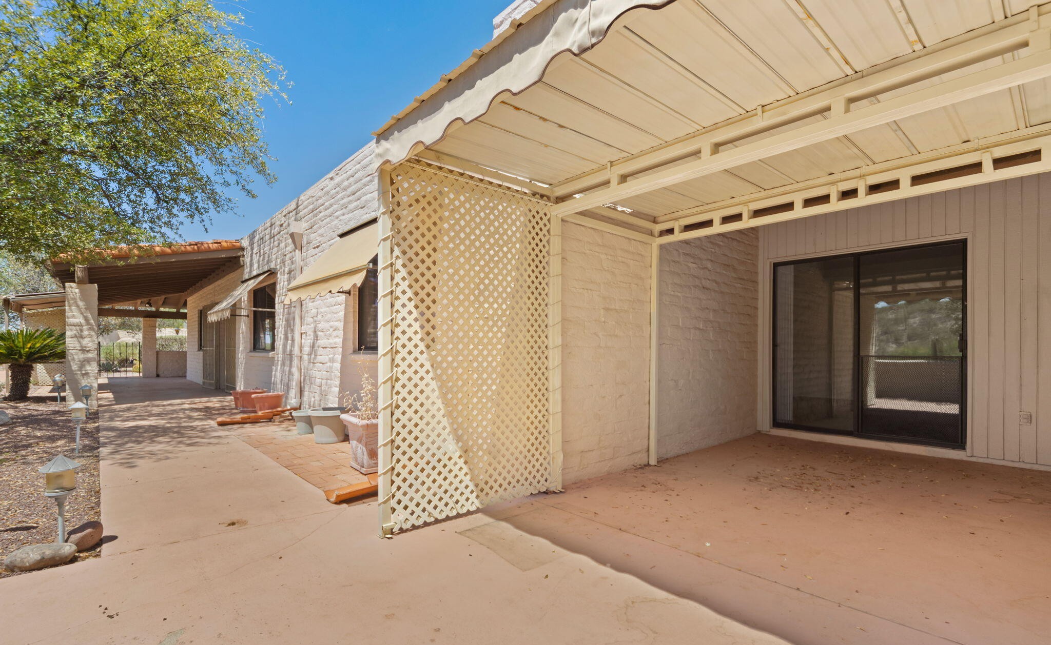 5406 N Camino de las Brisas 