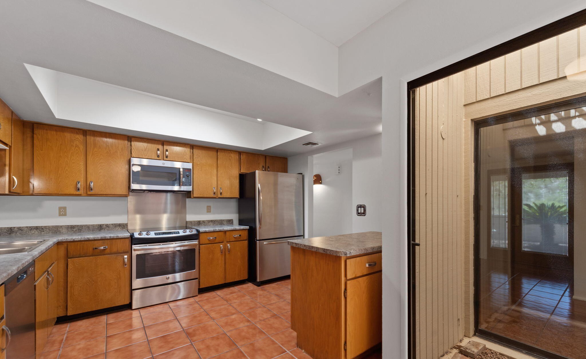 5406 N Camino de las Brisas 