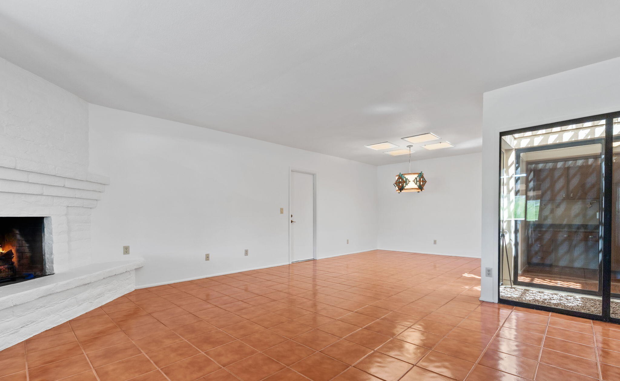5406 N Camino de las Brisas 