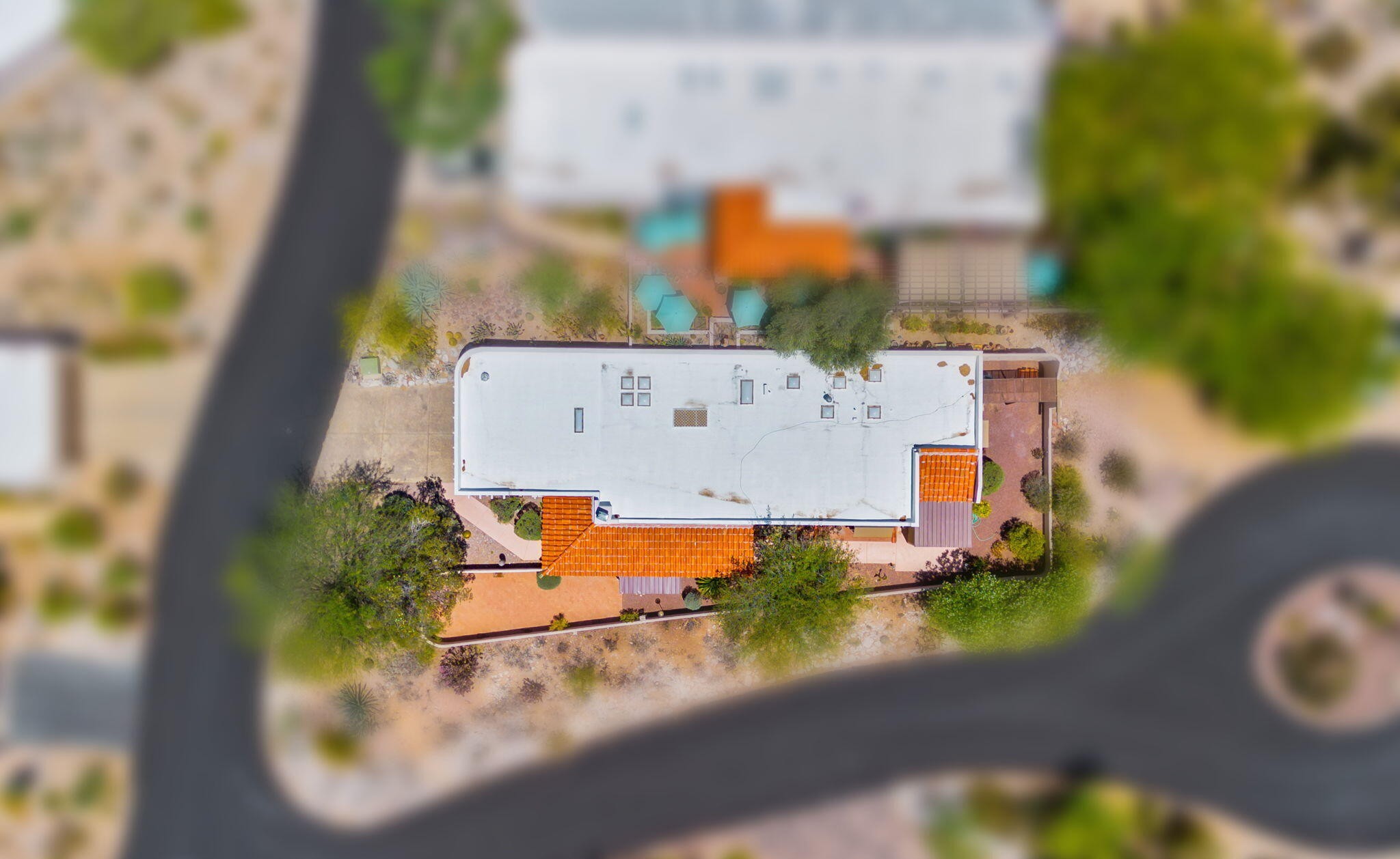 5406 N Camino de las Brisas 