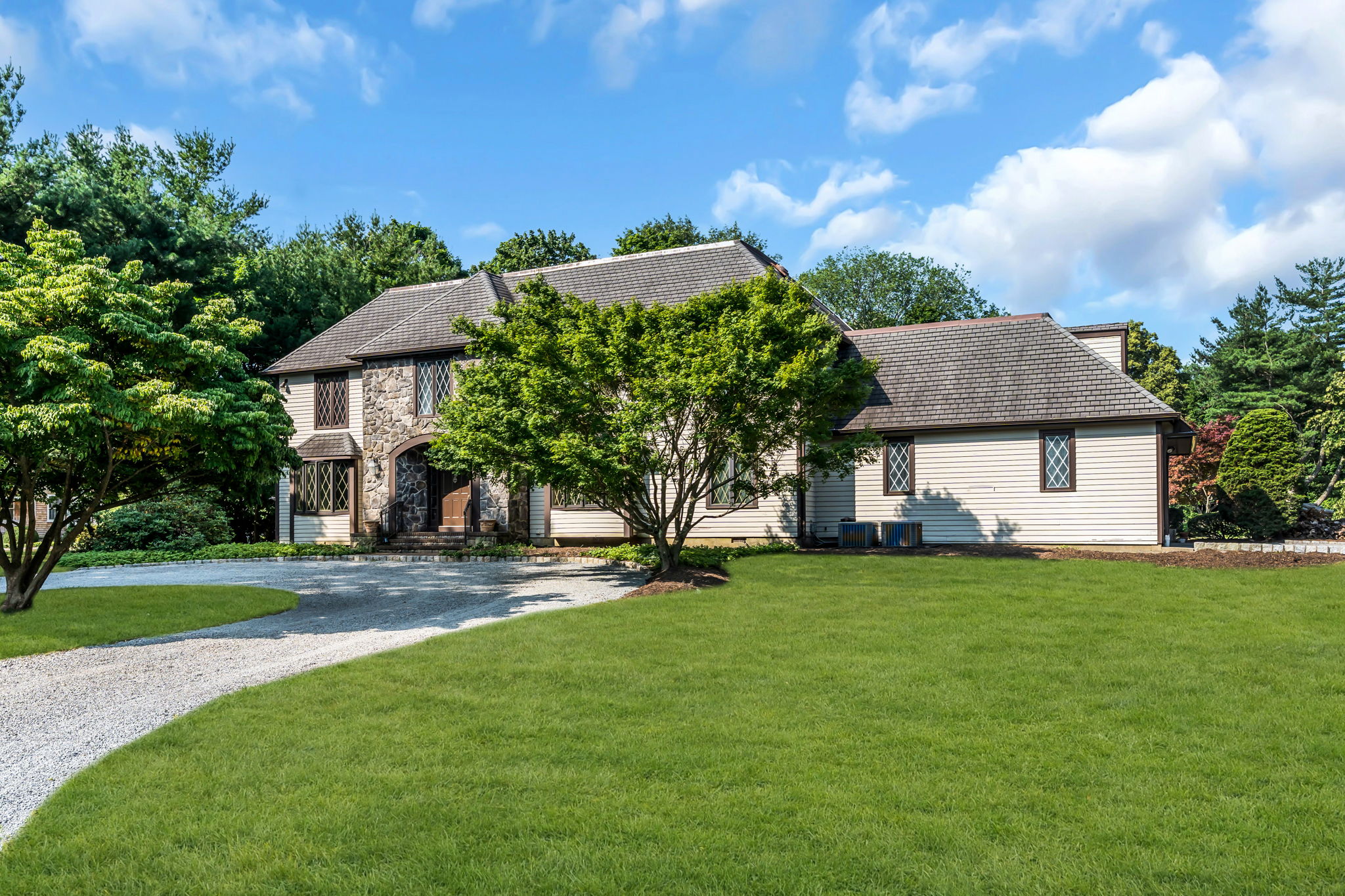 80 Buena Vista Ave