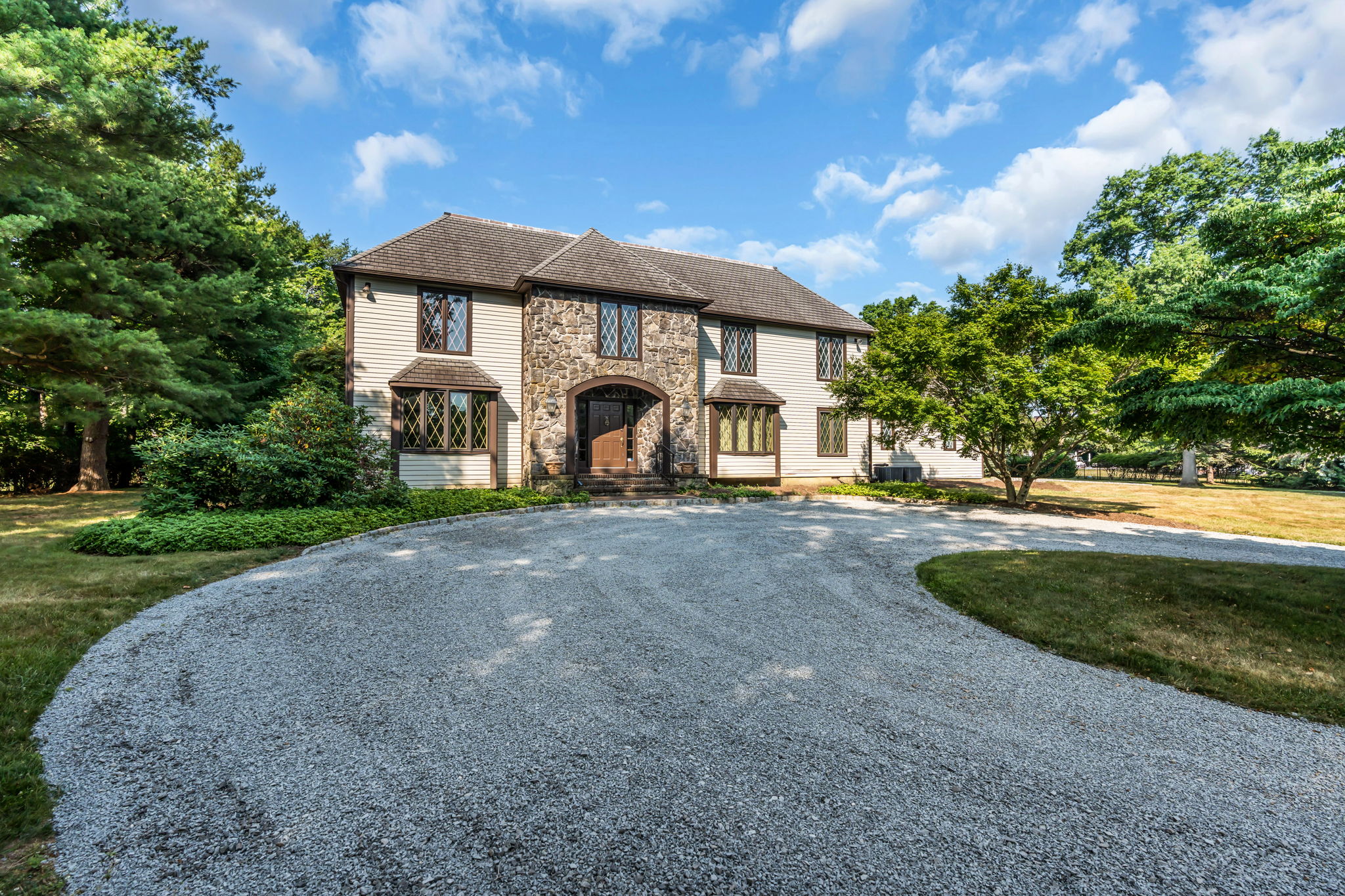 80 Buena Vista Ave