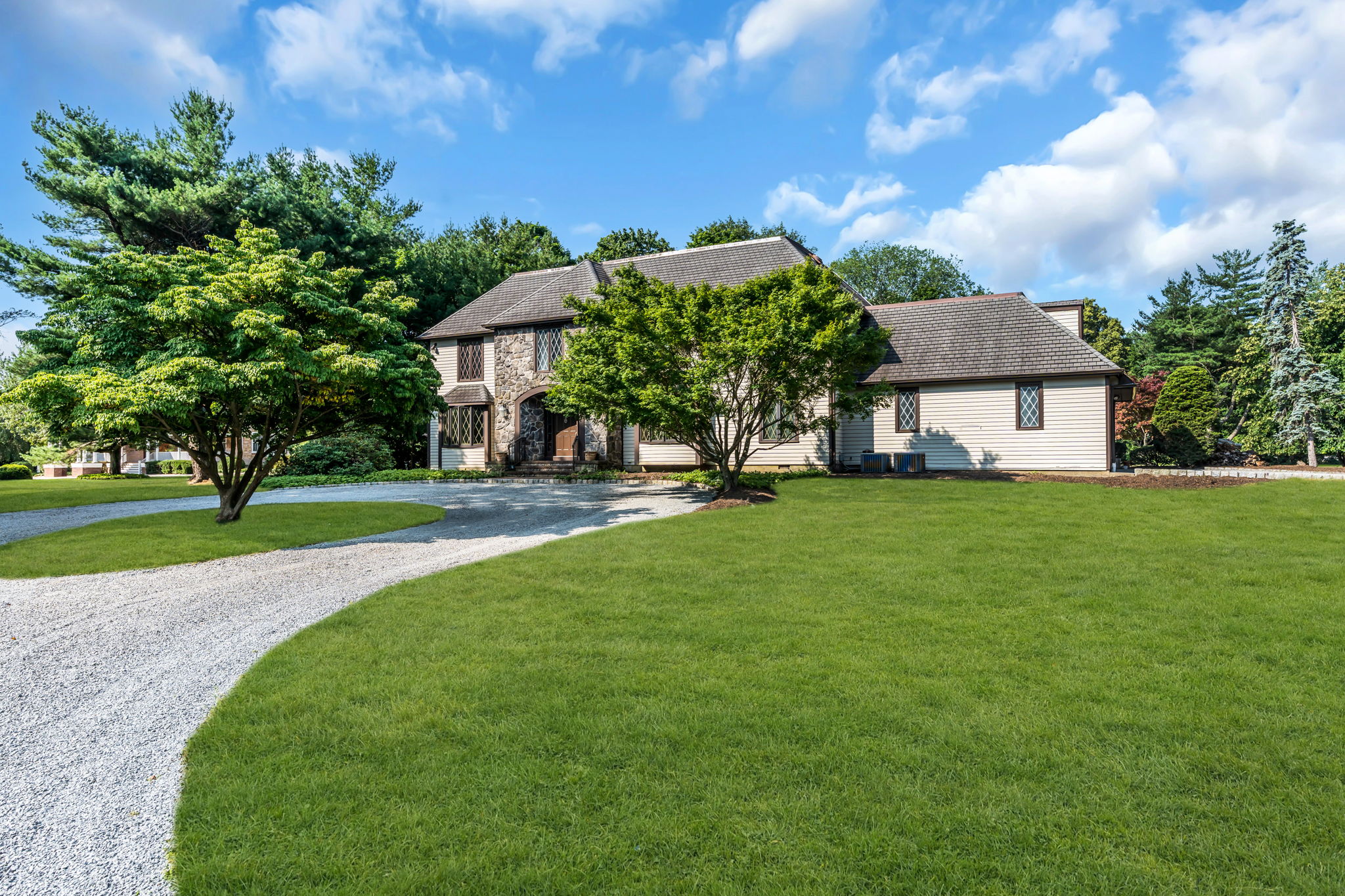 80 Buena Vista Ave