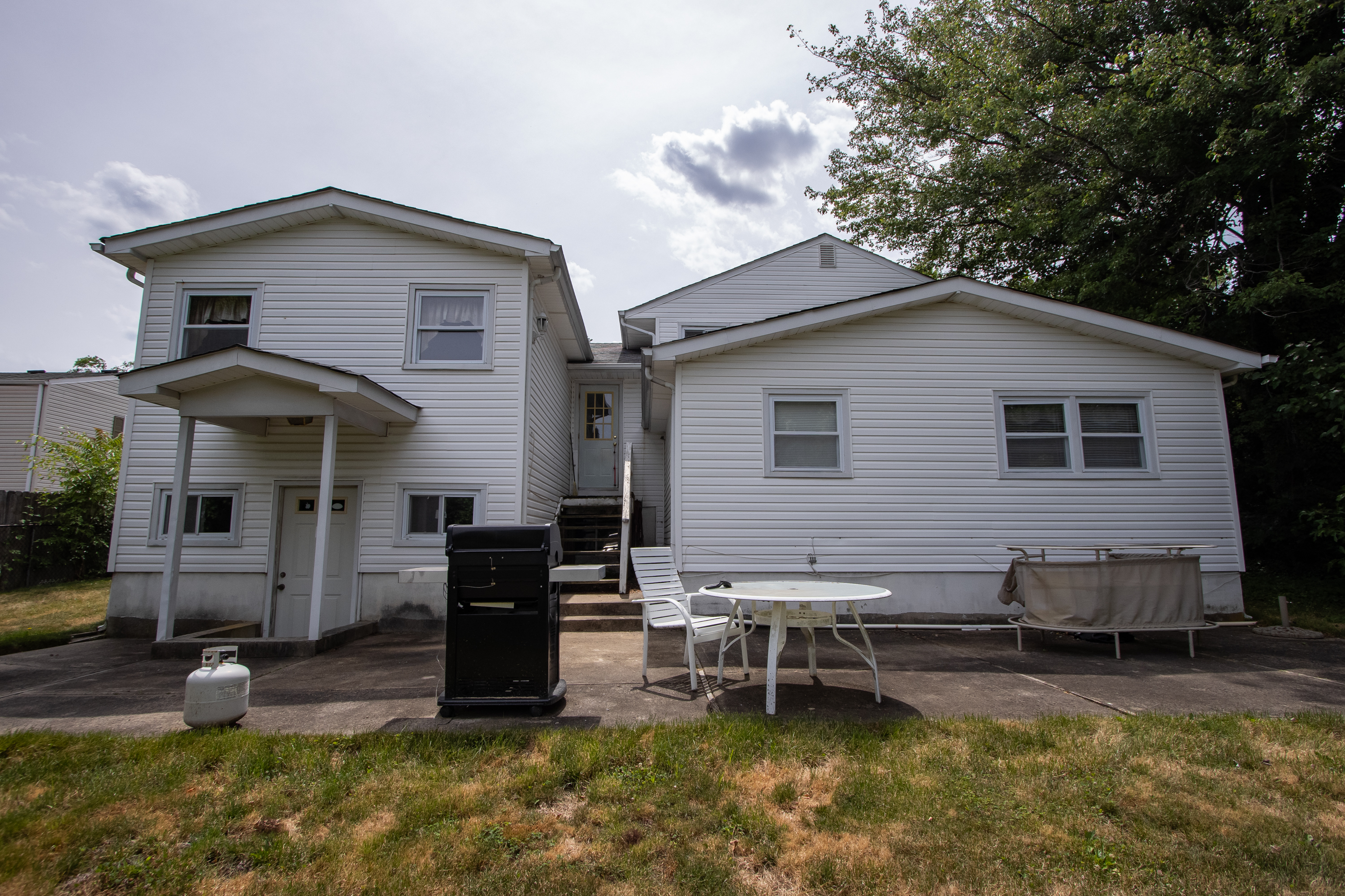 47 Walnut Ave