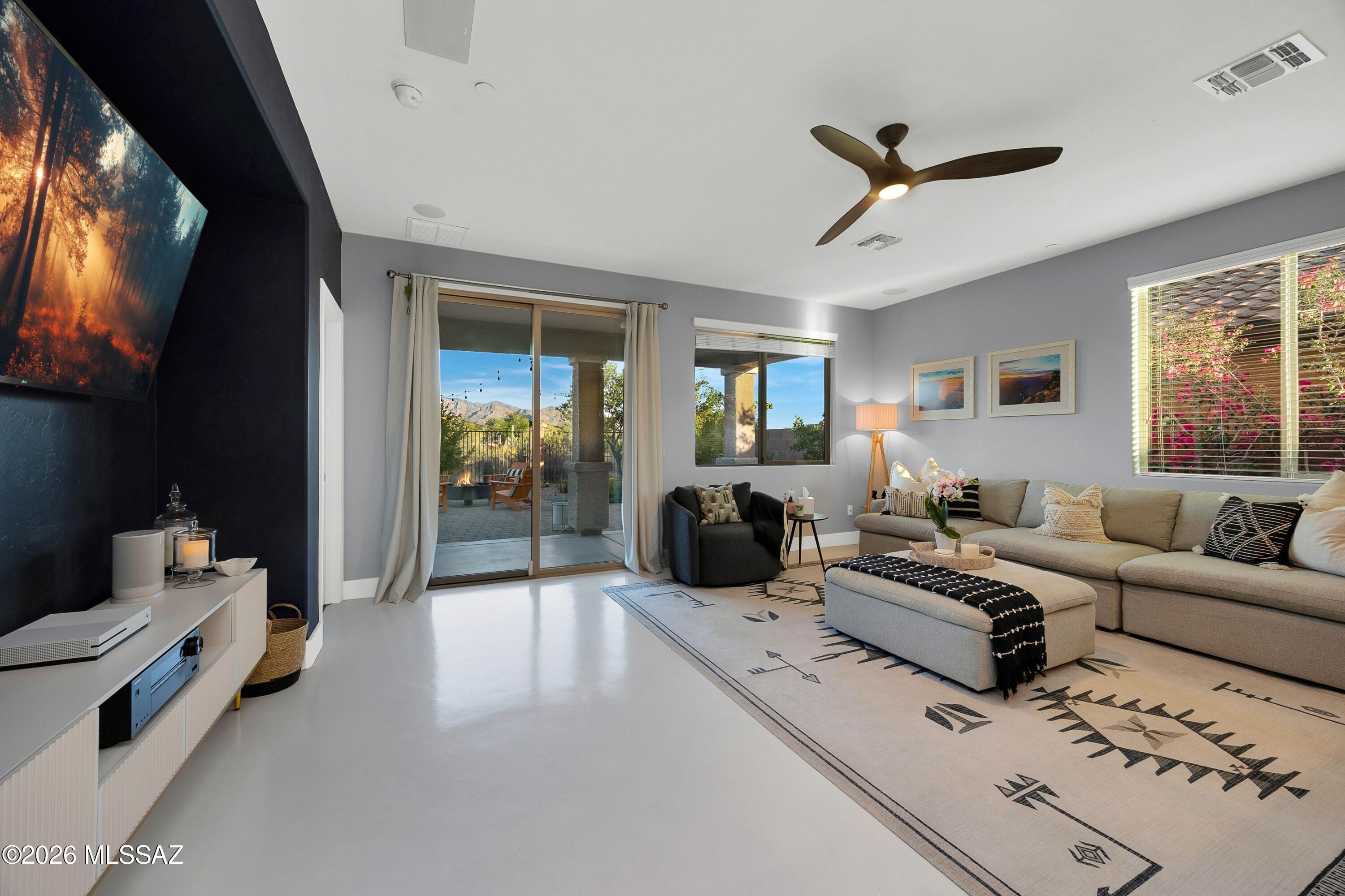 12252 N Wind Runner Parkway