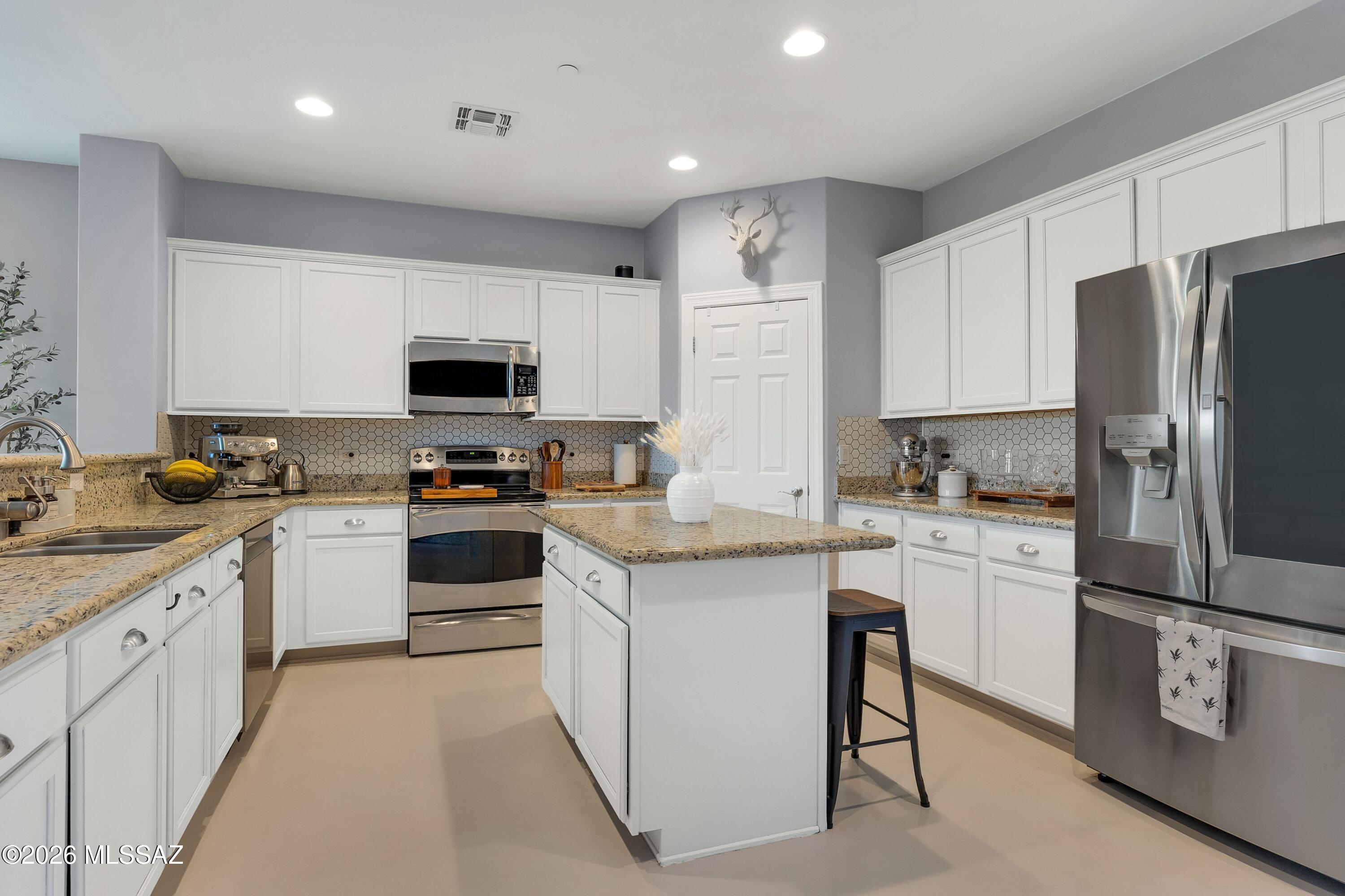 12252 N Wind Runner Parkway