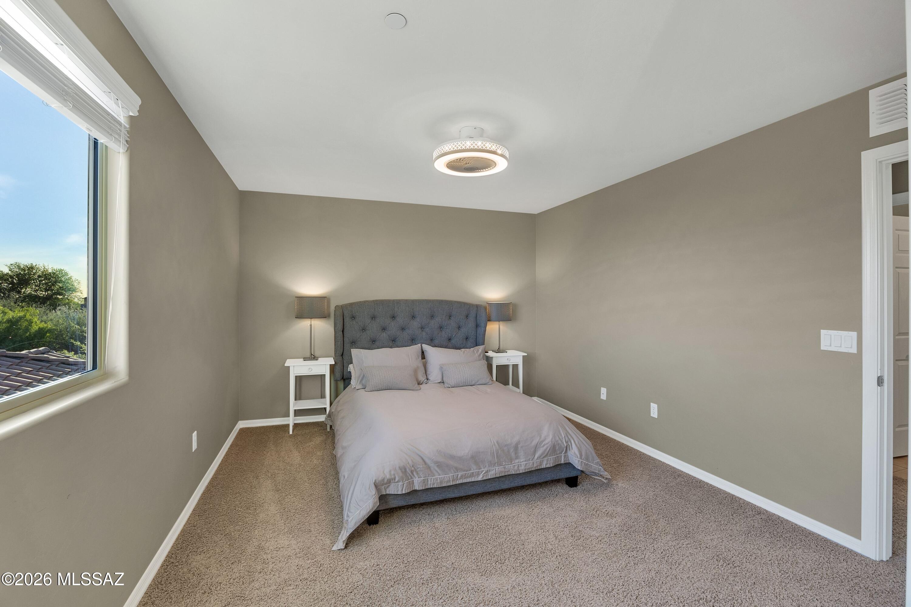 12252 N Wind Runner Parkway