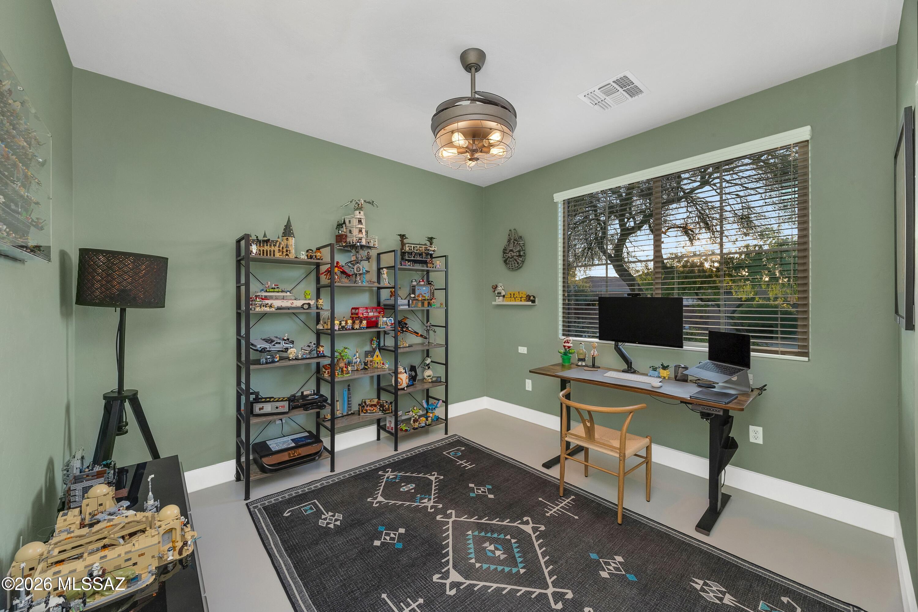 12252 N Wind Runner Parkway