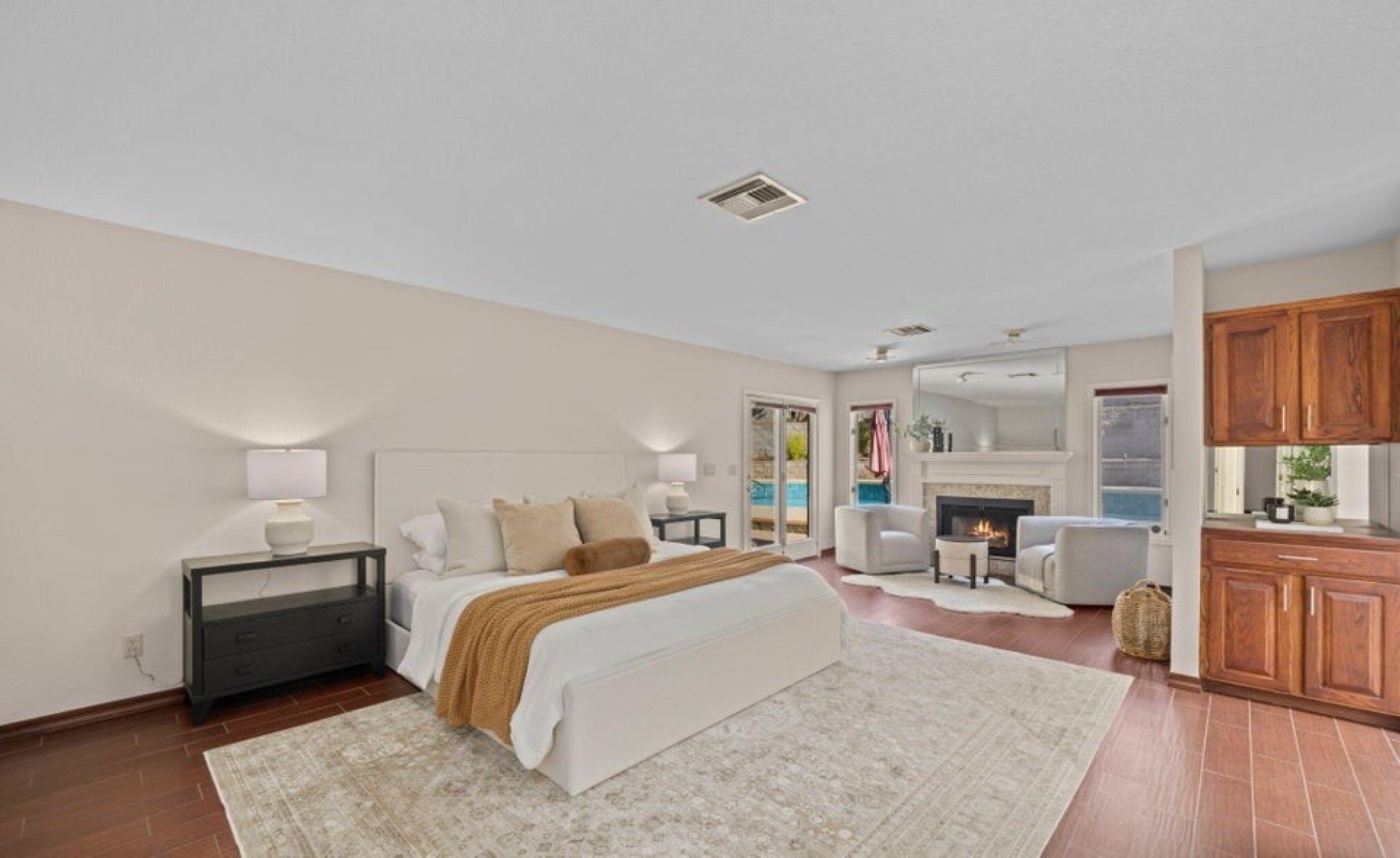 435 W Valoro Drive 