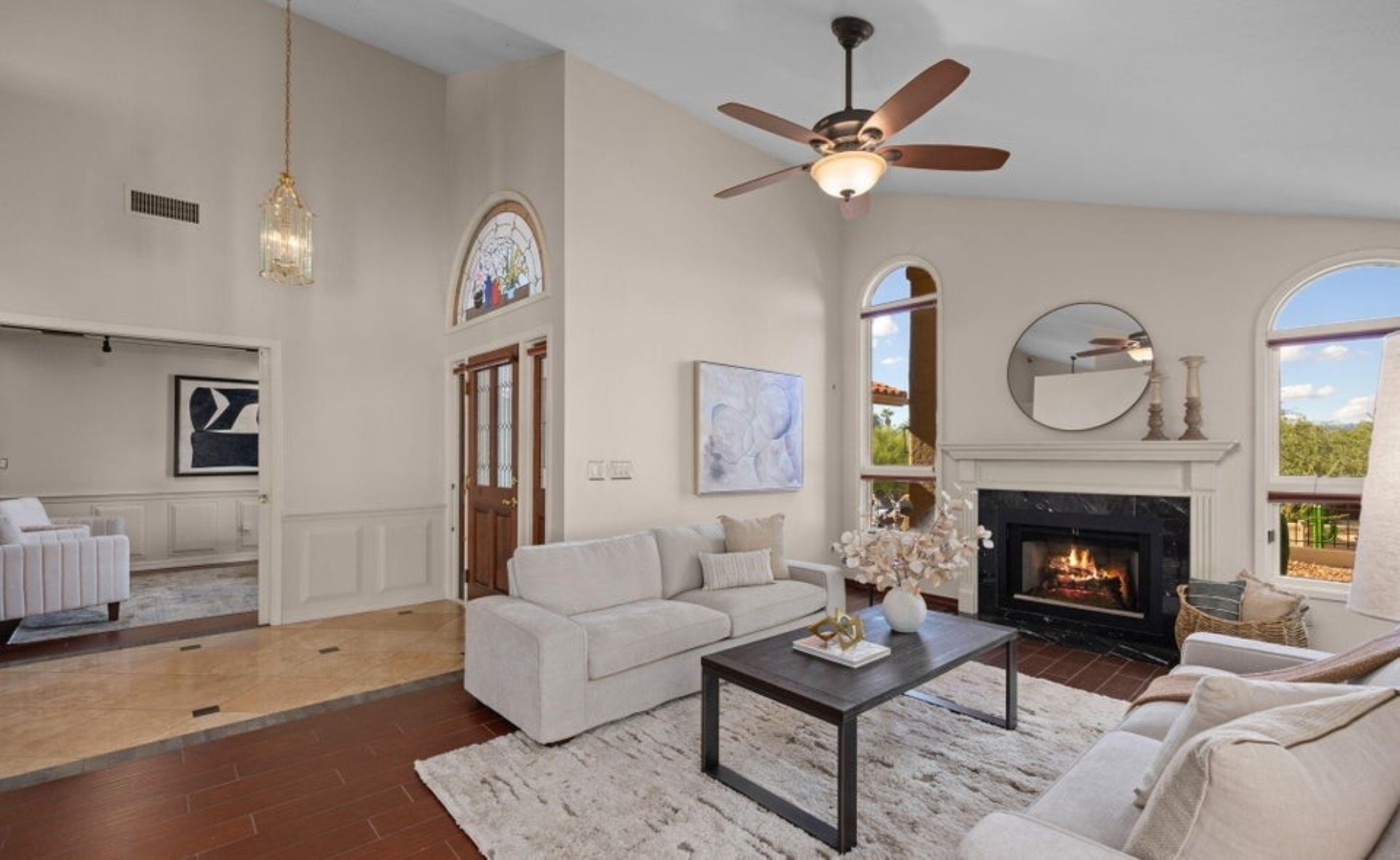 435 W Valoro Drive 