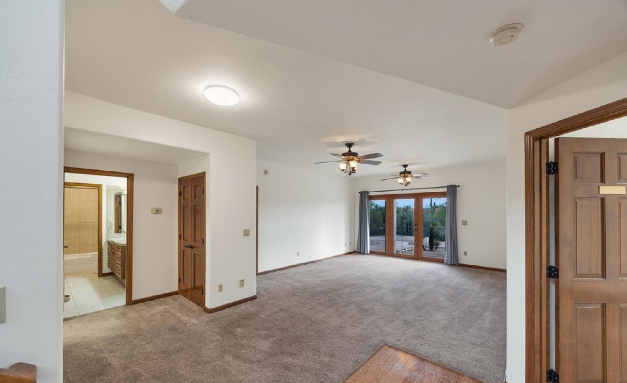 1710 E Calle de la Culebra 