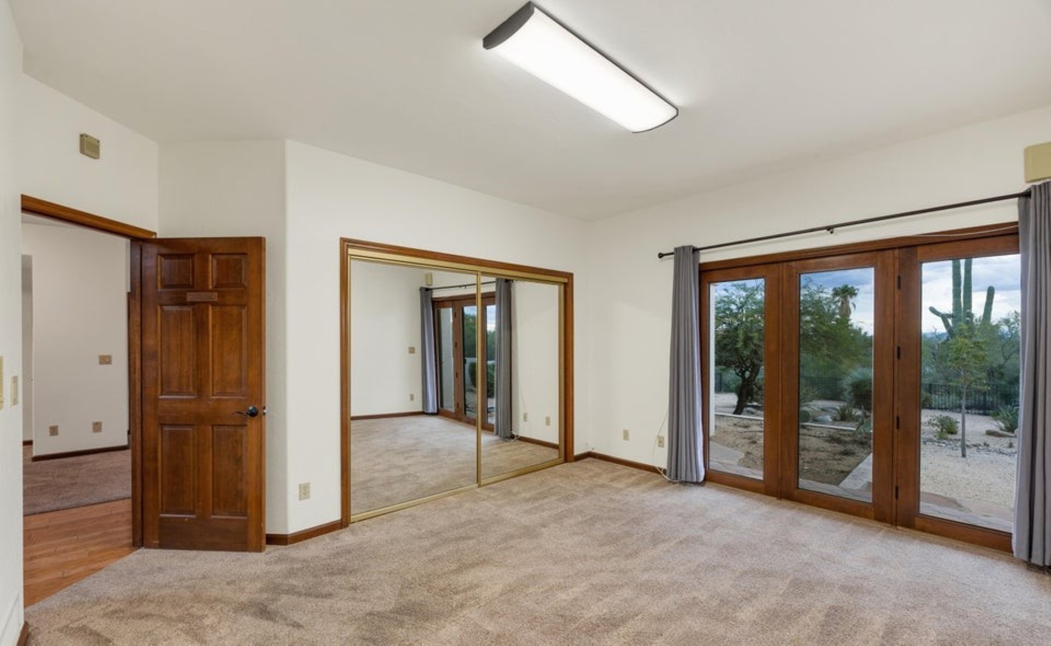 1710 E Calle de la Culebra 