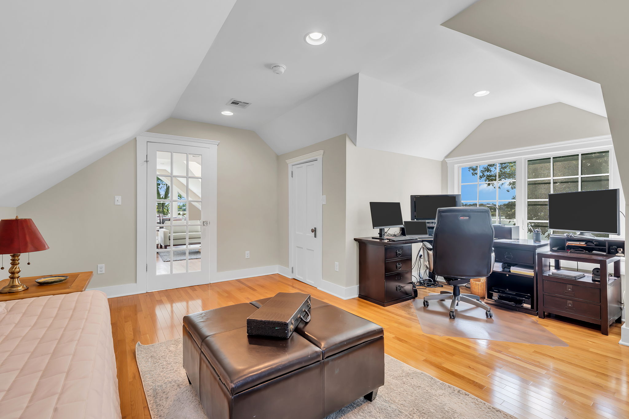 82 Conover Lane