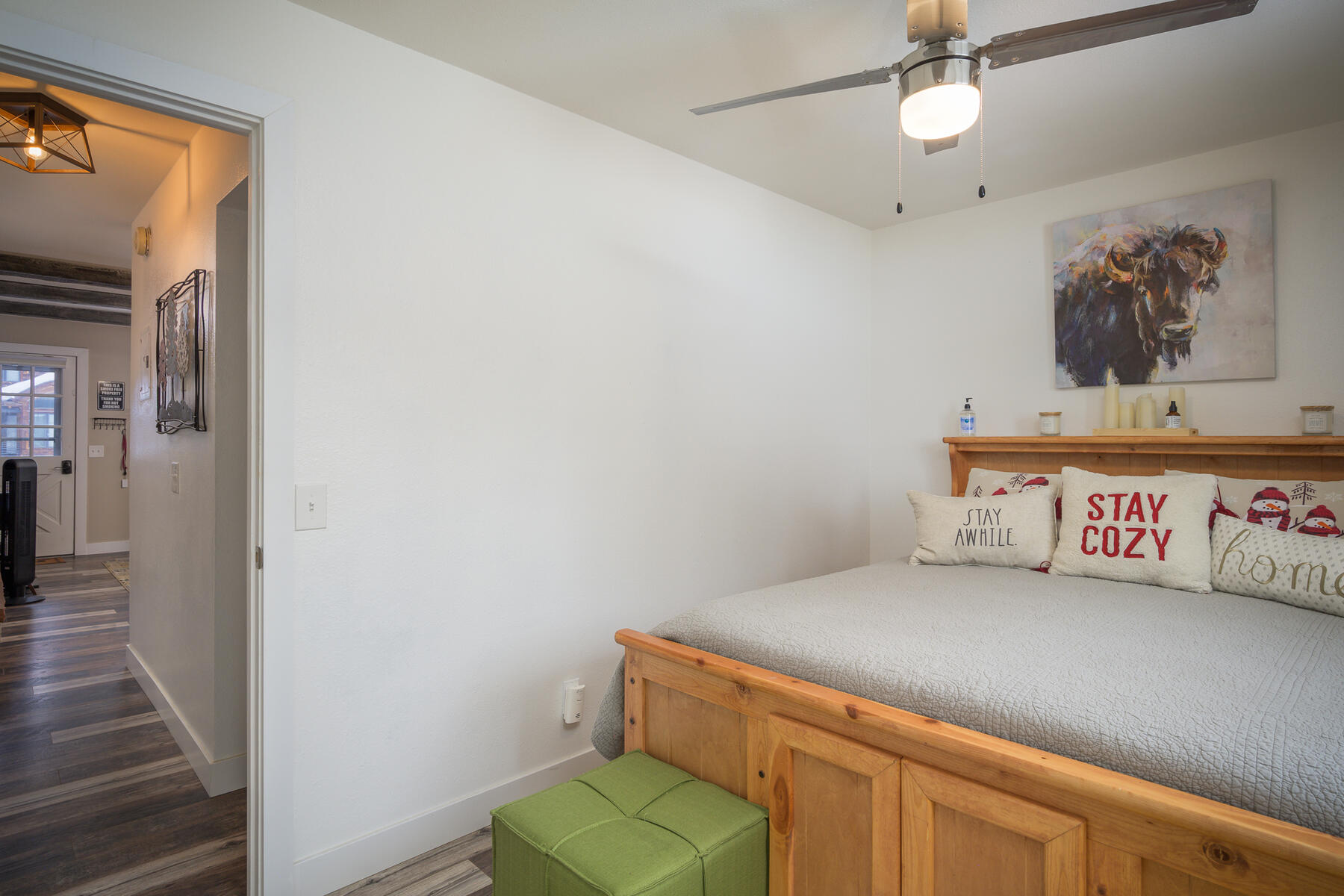 225 Hi Country Dr.  // 813 