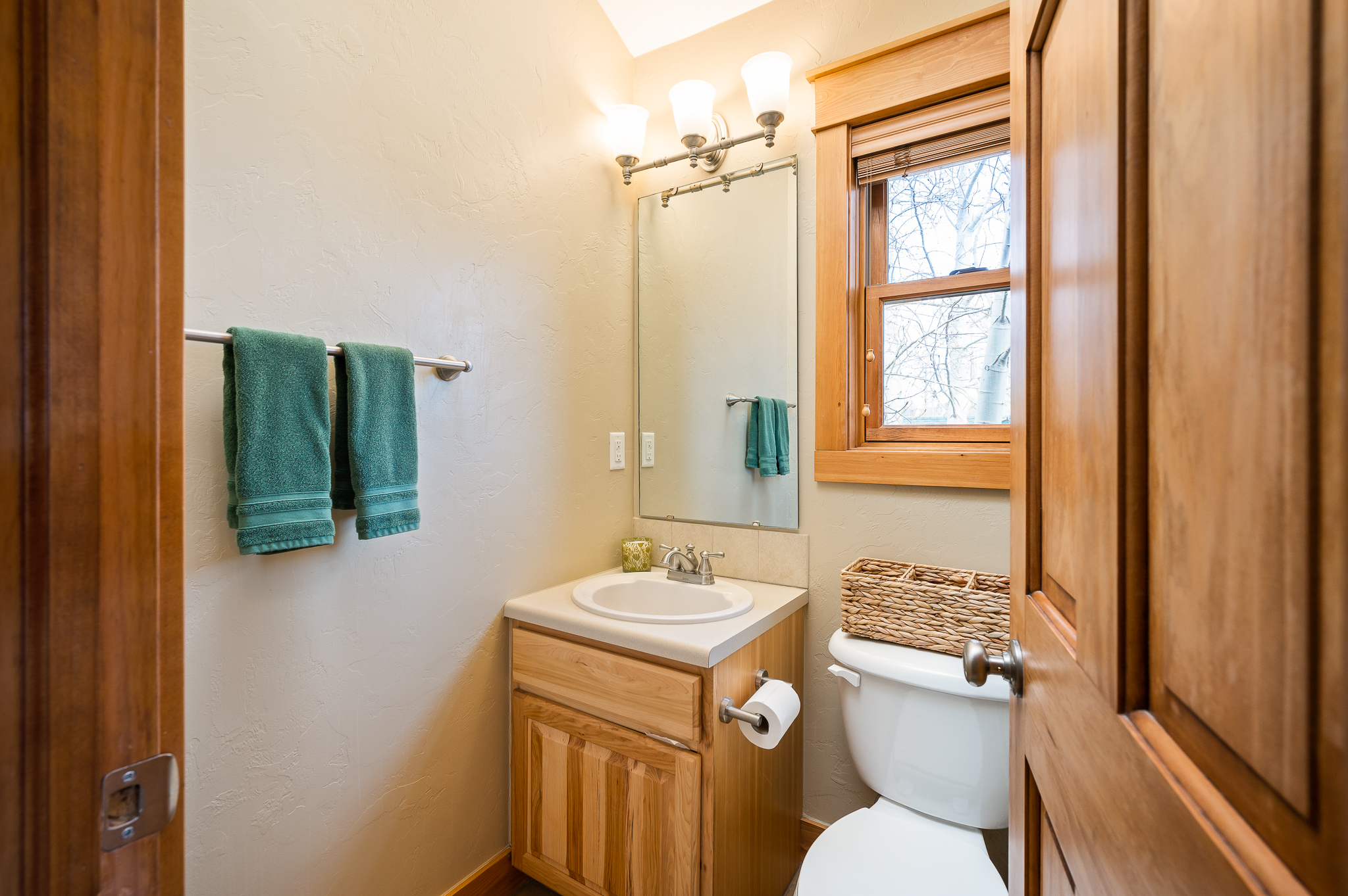 105 Edgewater Circle 